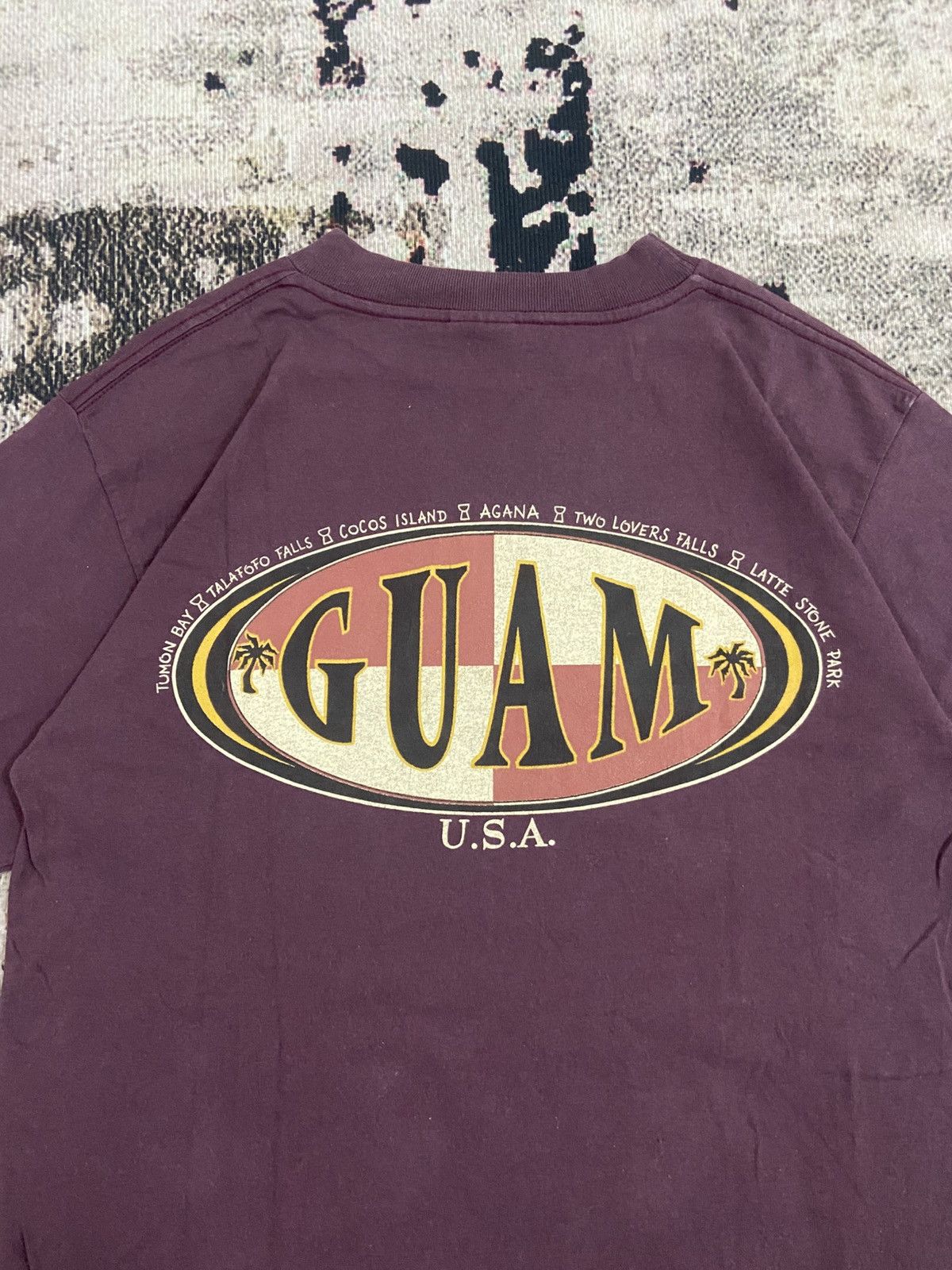 Vintage Vintage 90s Guam USA tee shirt Size US M / EU 48-50 / 2 - 2 Thumbnail