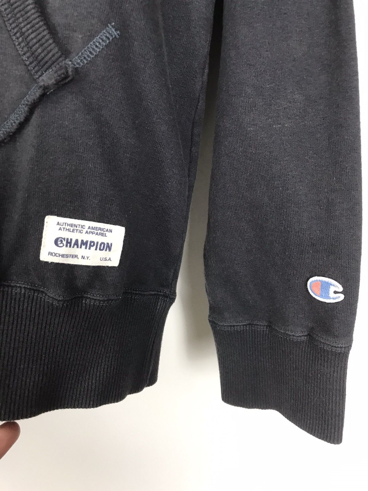 Champion × Vintage Vintage 90s Champion sportwear hoodie Size US M / EU 48-50 / 2 - 4 Thumbnail
