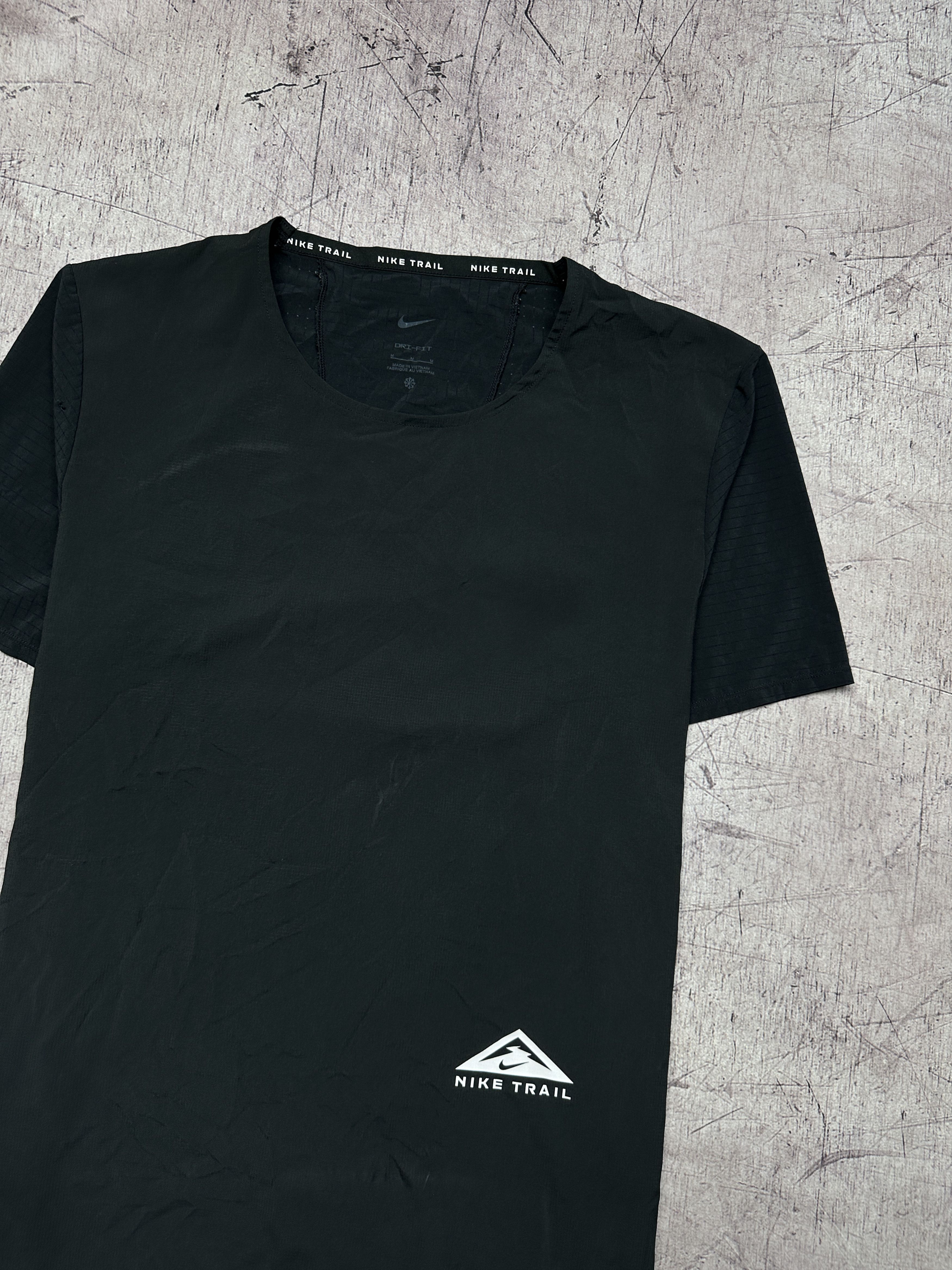 Nike Nike Trail Dri Fit Mens T-Shirt Size US M / EU 48-50 / 2 - 2 Thumbnail