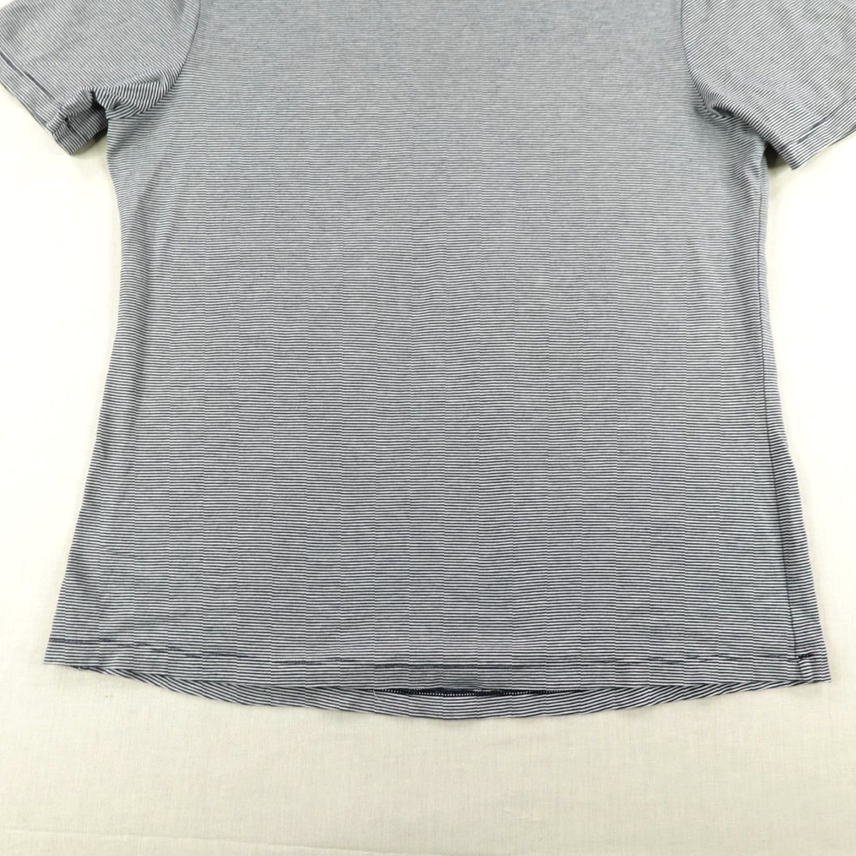 Lululemon Lululemon Shirt Mens Medium Blue Stripes 5 Year Basic Tee Performance Athletic Size US M / EU 48-50 / 2 - 3 Thumbnail