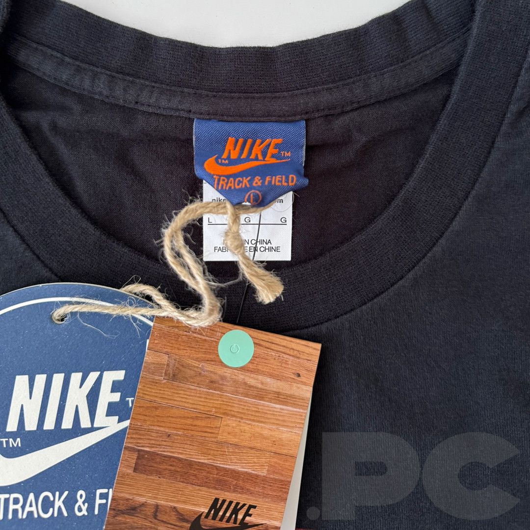 Nike NIKE TRACK & FIELD "RISING SUN" TEE co.jp japan vintage Size US L / EU 52-54 / 3 - 4 Thumbnail