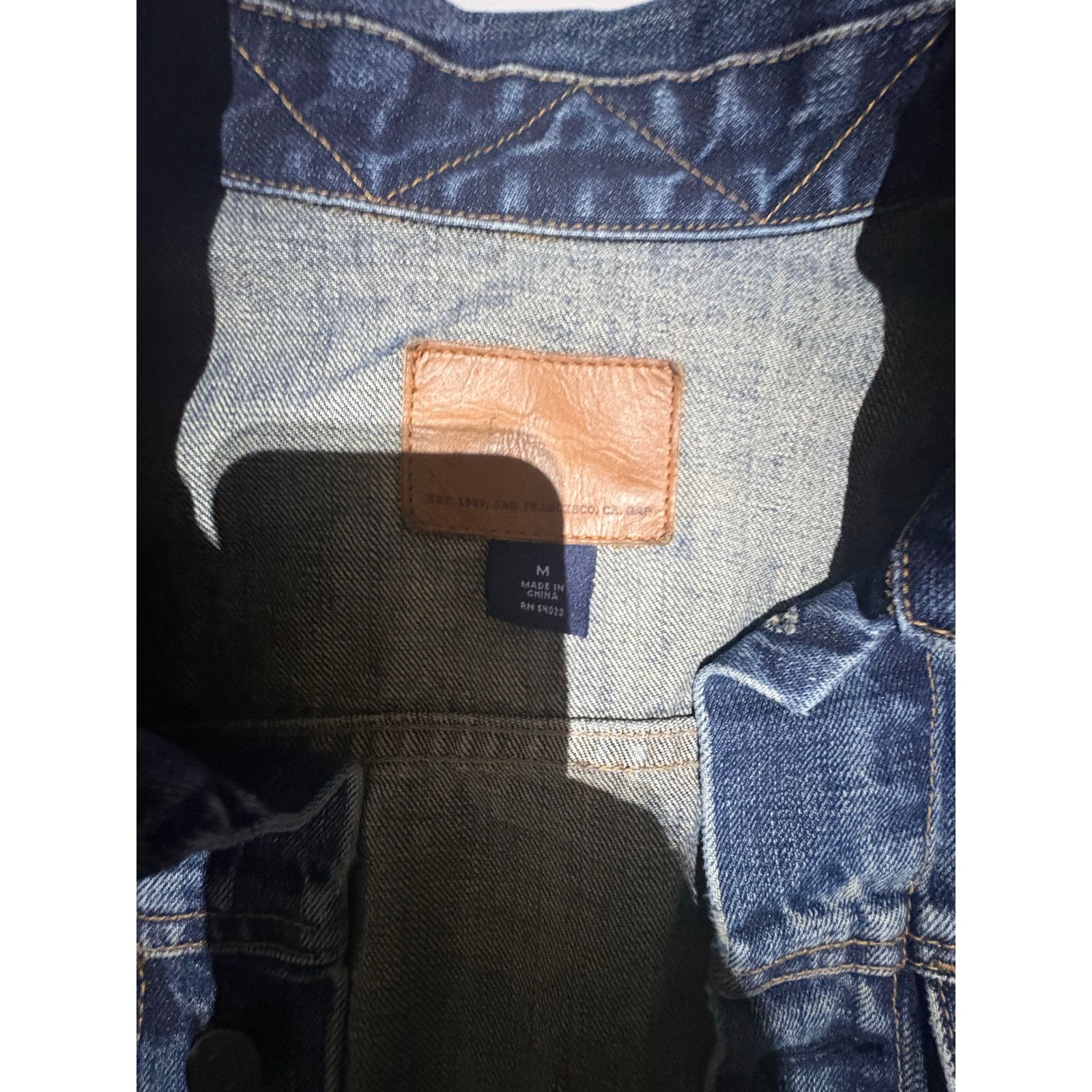 Gap GAP Women’s Denim Jacket Size Medium Blue Jean Button Up Size M / US 6-8 / IT 42-44 - 3 Thumbnail