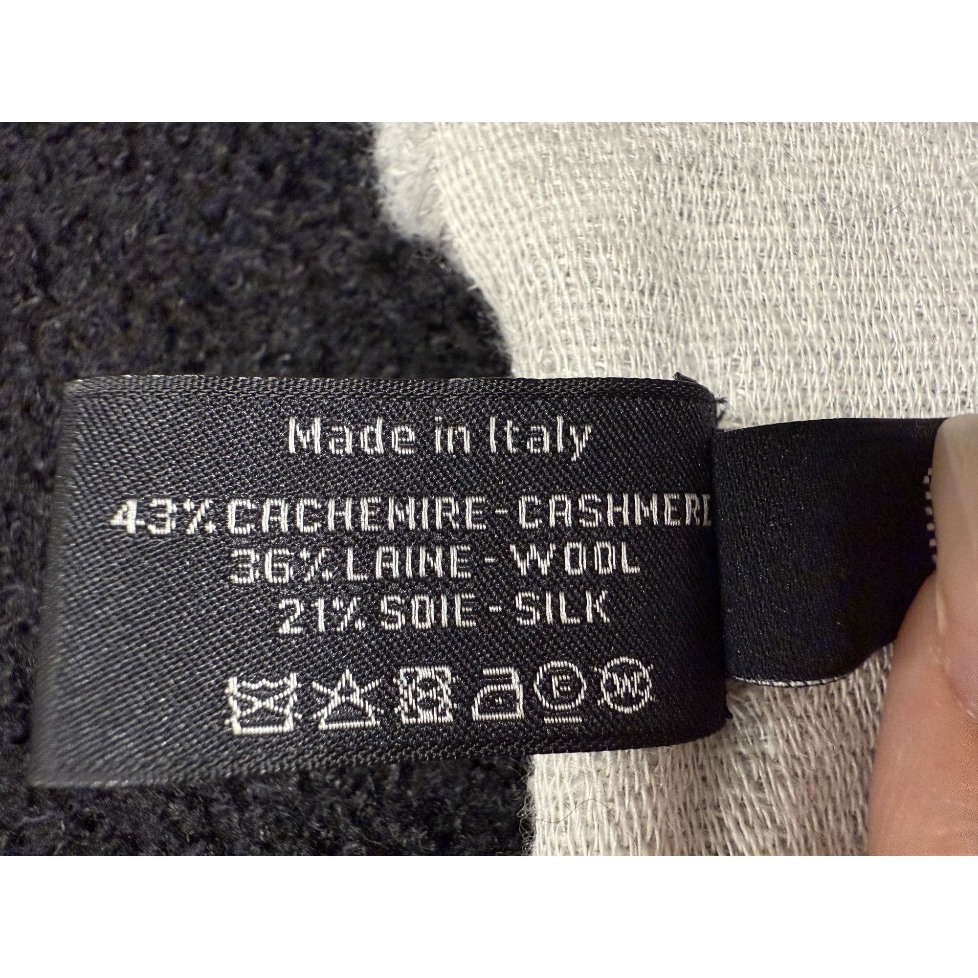 Chanel Chanel Gray Multicolor Logo Pattern Scarf 43% Cashmere 36% W Size ONE SIZE - 7 Thumbnail