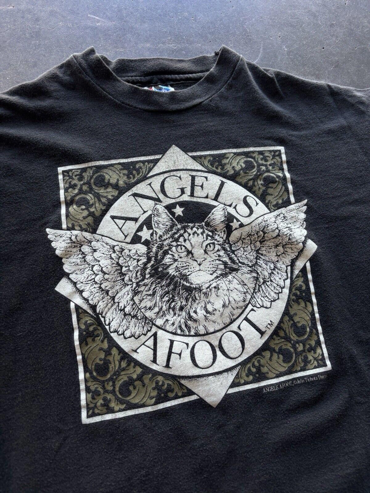 Hanes × Vintage Vintage Angels Afoot T-shirt Large By Julie Davis Size US L / EU 52-54 / 3 - 2 Thumbnail