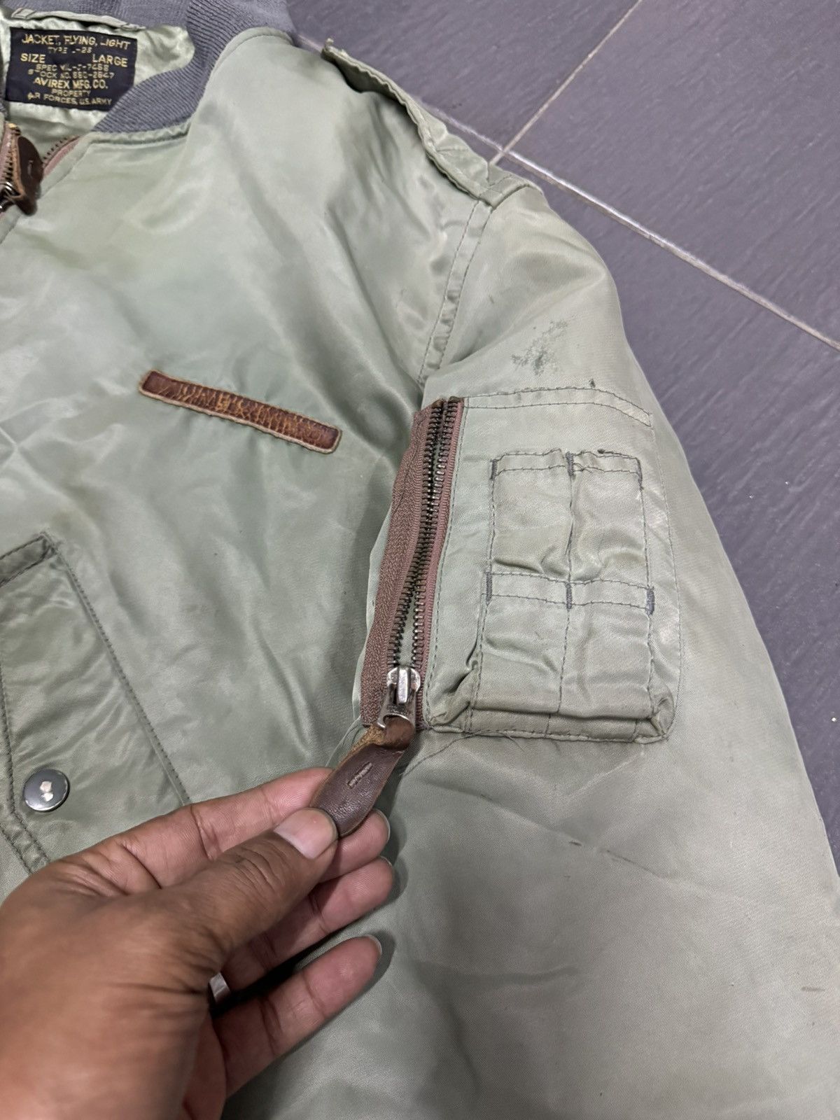 Avirex × Vintage VINTAGE AVIREX BOMBER JACKET Size US L / EU 52-54 / 3 - 2 Thumbnail