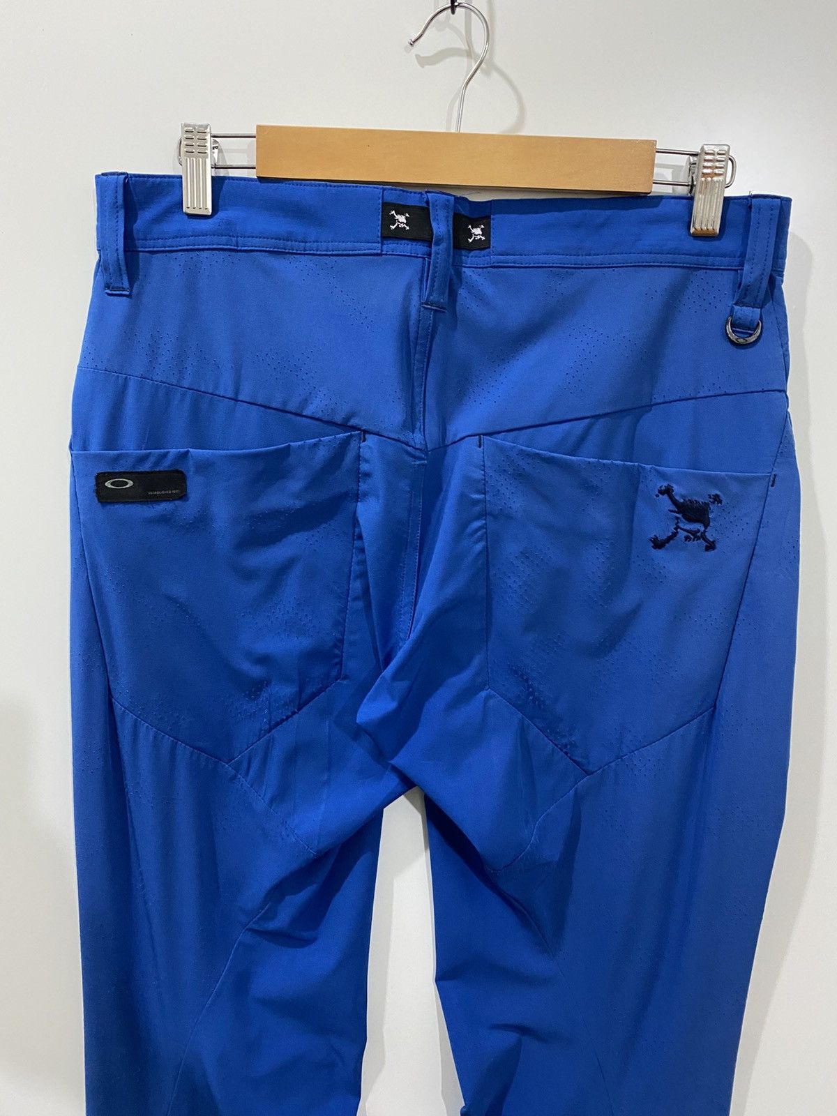 Oakley OAKLEY PERFORMANCE FIT Size US 30 / EU 46 - 4 Thumbnail
