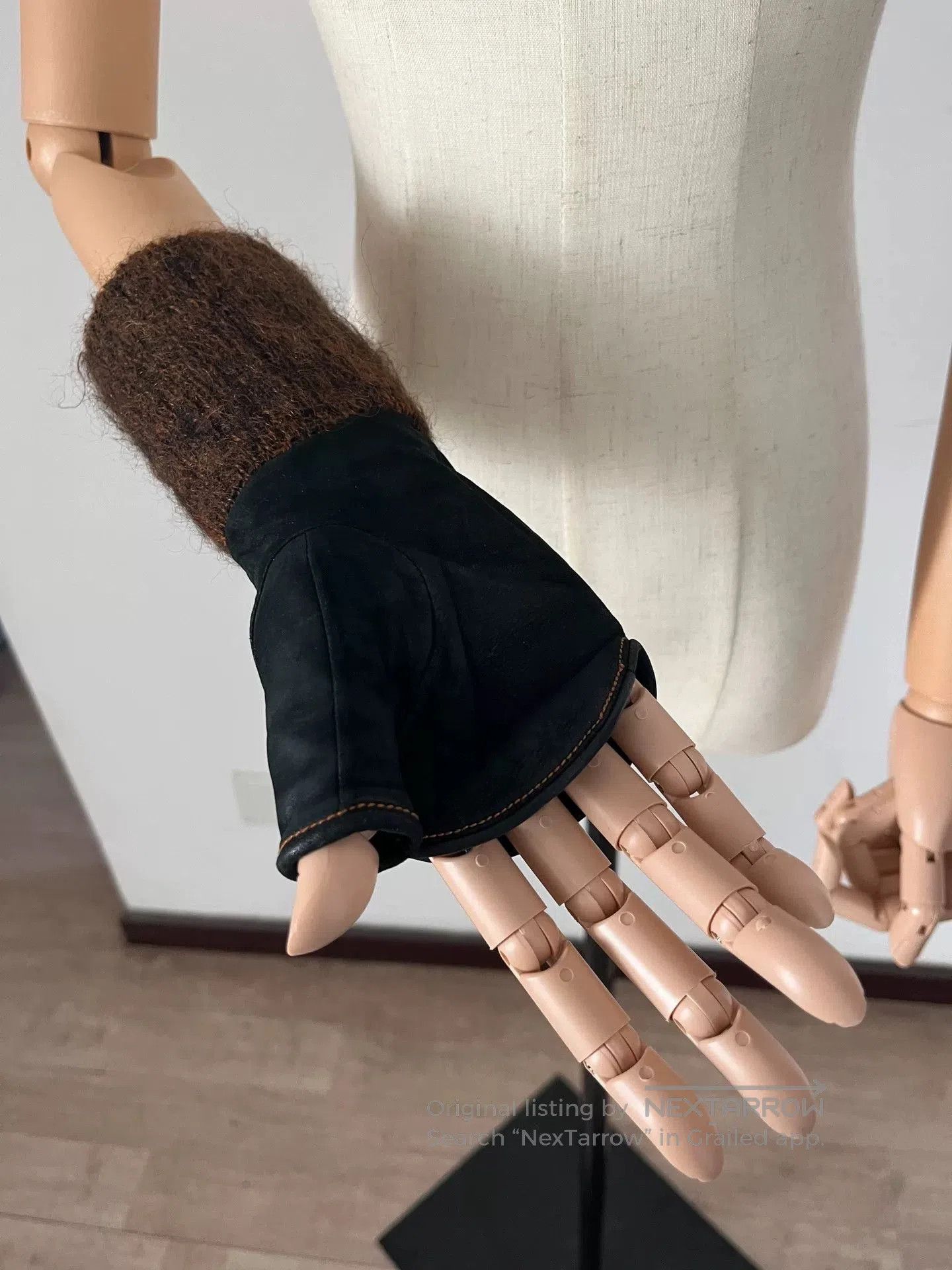 Vivienne Westwood Vivienne Westwood Leather Knit Gloves. Size ONE SIZE - 4 Thumbnail