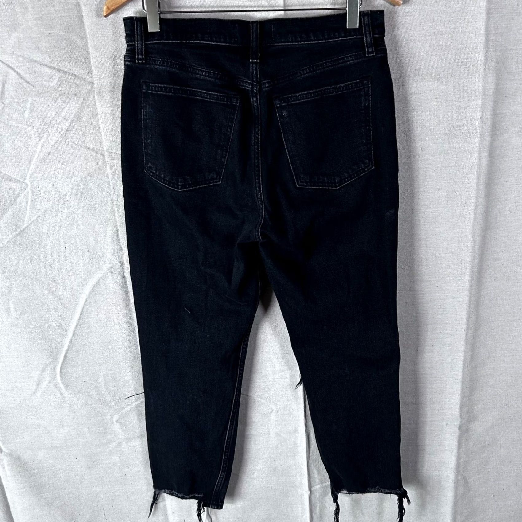 Abercrombie & Fitch Abercrombie & Fitch The Mom High Rise Distressed Jeans Black 28/6S AF75654 Jeans 28in Inseam 5-Pocket Womens Distressed 90s Grunge Size 28" / US 6 / IT 42 - 3 Thumbnail
