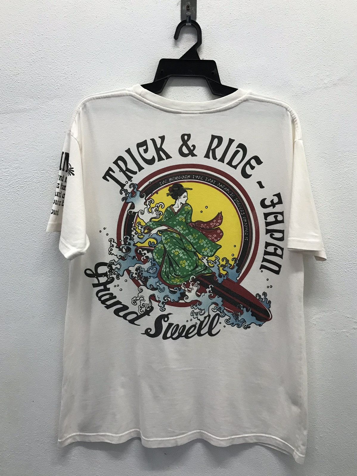 Japanese Brand × Vintage Vintage Trick&Ride -Japan Geisha Surfing Surfboard Shirt Size US XL / EU 56 / 4 - 1 Thumbnail