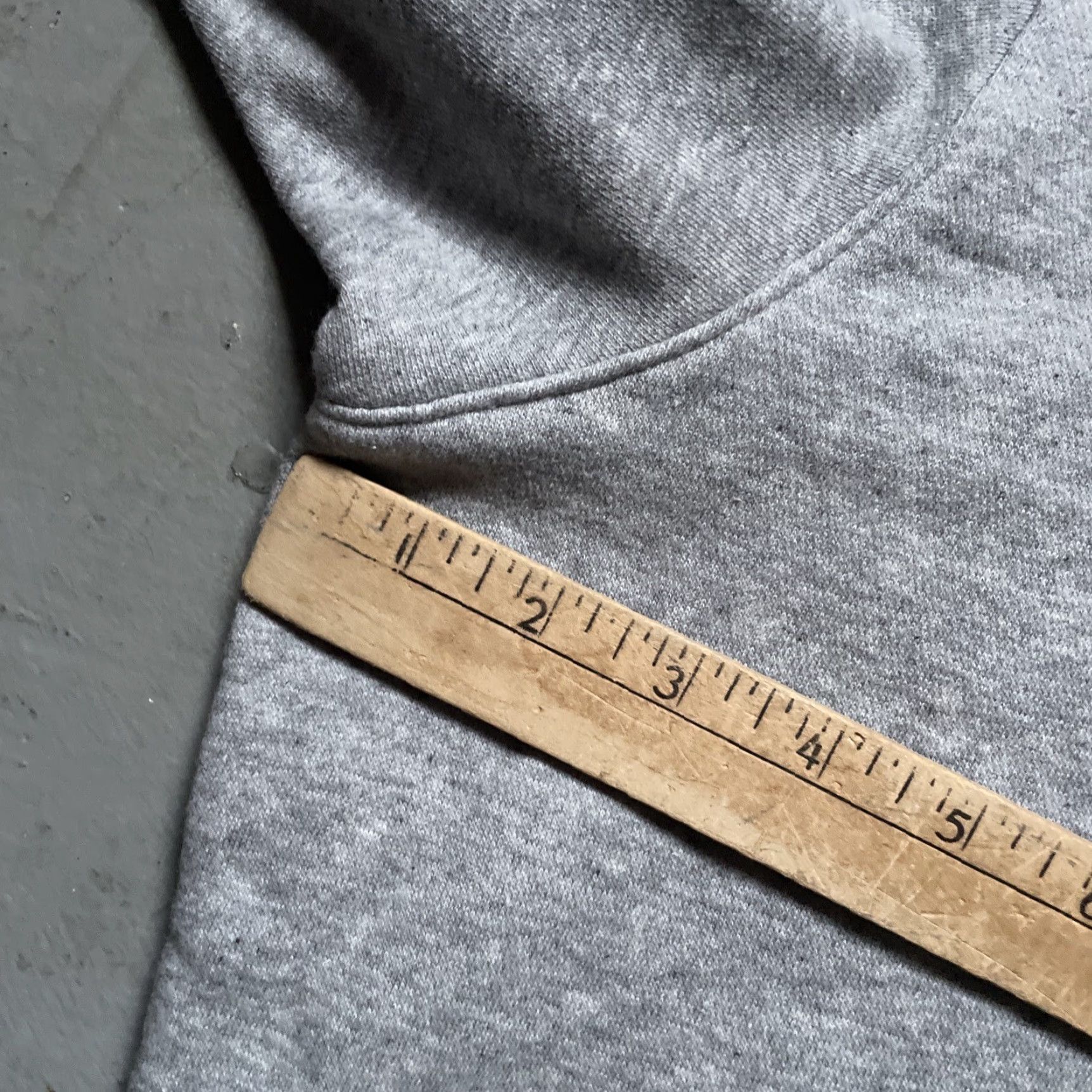 Nike Nike Grey Center Swoosh Check Hoodie Sweatshirt NWT XL Unisex Adults Pullover Logo 90s Streetwear HipHop Rap Style Size US XL / EU 56 / 4 - 3 Thumbnail