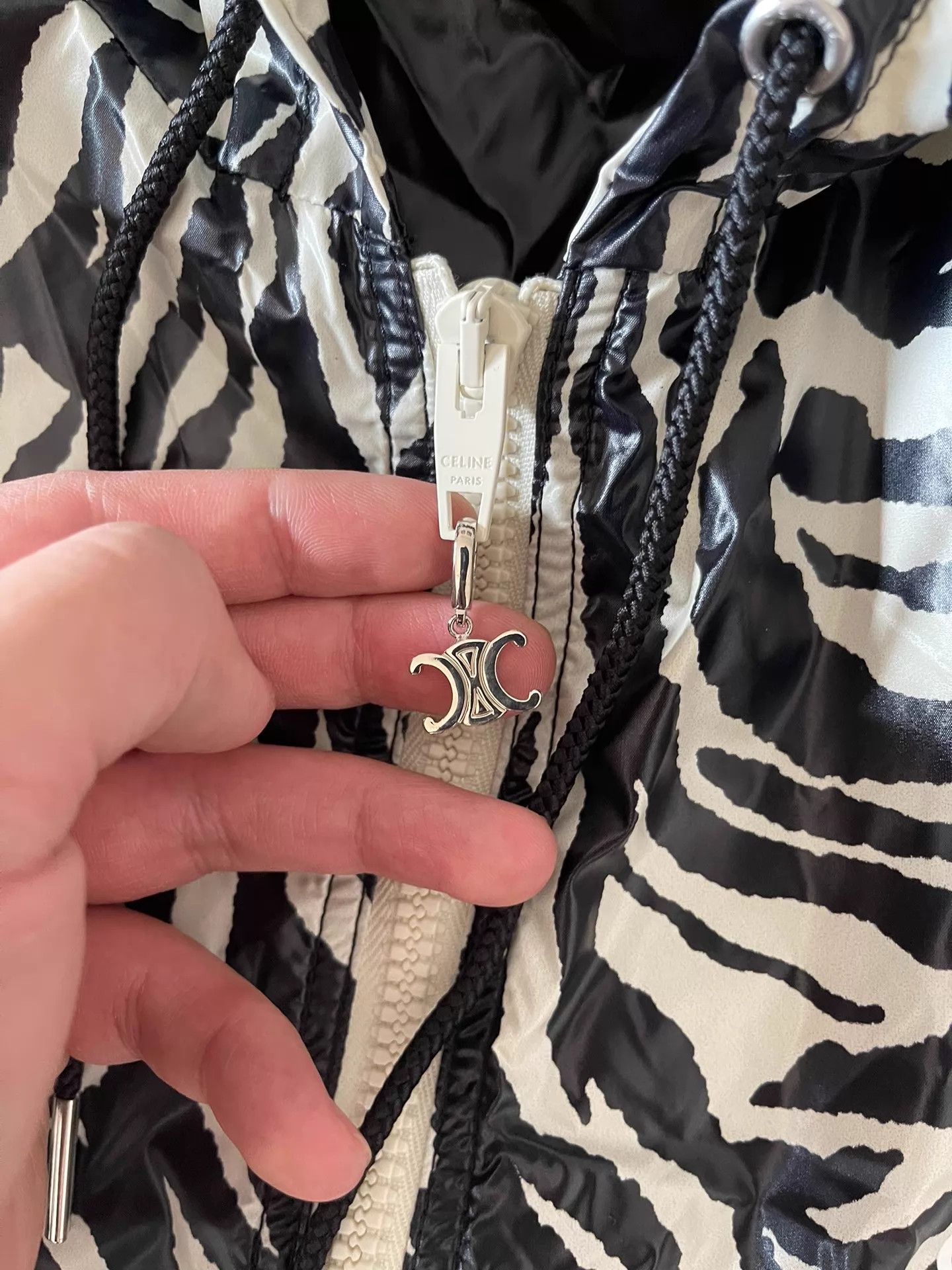 Celine Celine New Zebra Stripe Panelled Jacket 50 Tried Authentic Size US M / EU 48-50 / 2 - 4 Thumbnail