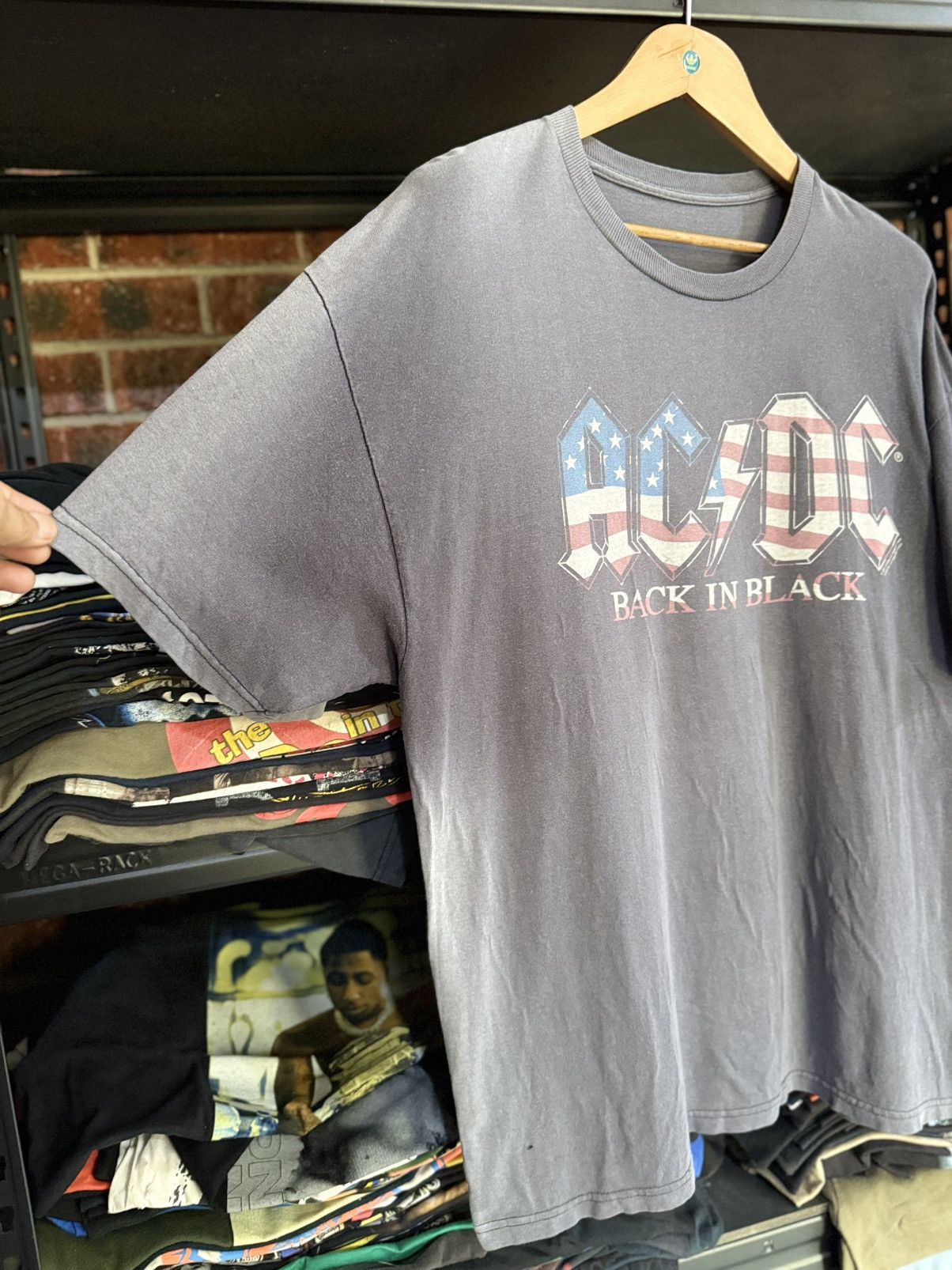 Vintage Thrashed Vintage ACDC Back In Black Promo Sun Faded Tee Size US XXL / EU 58 / 5 - 6 Thumbnail