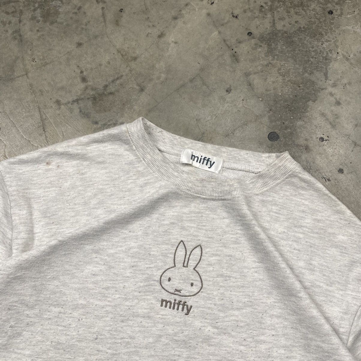 Anime × Cartoon Network × Japanese Brand Vintage Iconic Miffy Cartoon Figure Boxy Crewneck Size M / US 6-8 / IT 42-44 - 2 Thumbnail