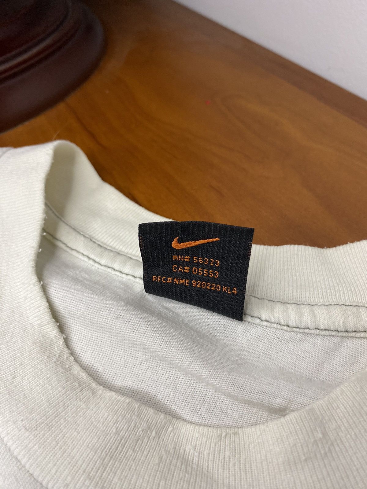 Nike Vintage Black Tag 90s Nike Small Swoosh Basic Wased Tee Size US M / EU 48-50 / 2 - 4 Thumbnail