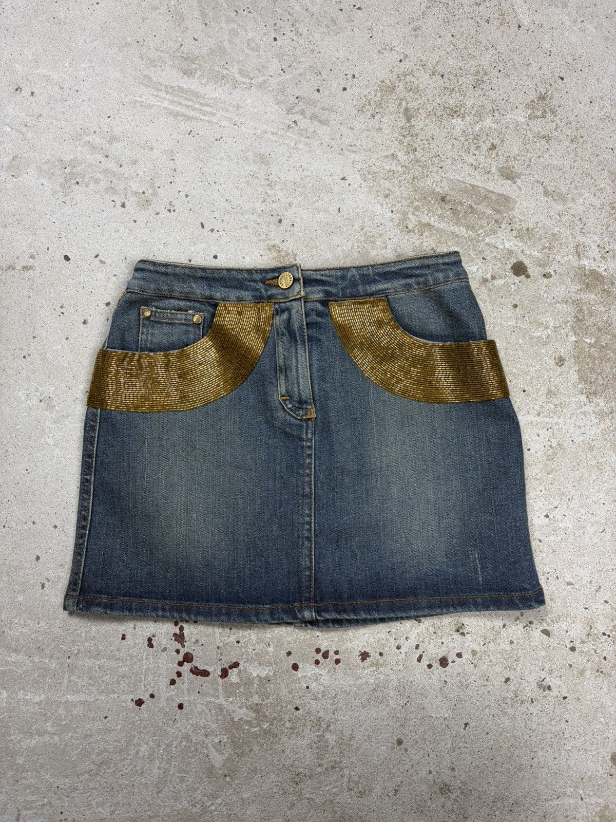 Roberto Cavalli 2005 Roberto Cavalli Rare Mini Denim Skirt Gold Beaded Panel Size 26" / US 2 / IT 38 - 1 Thumbnail