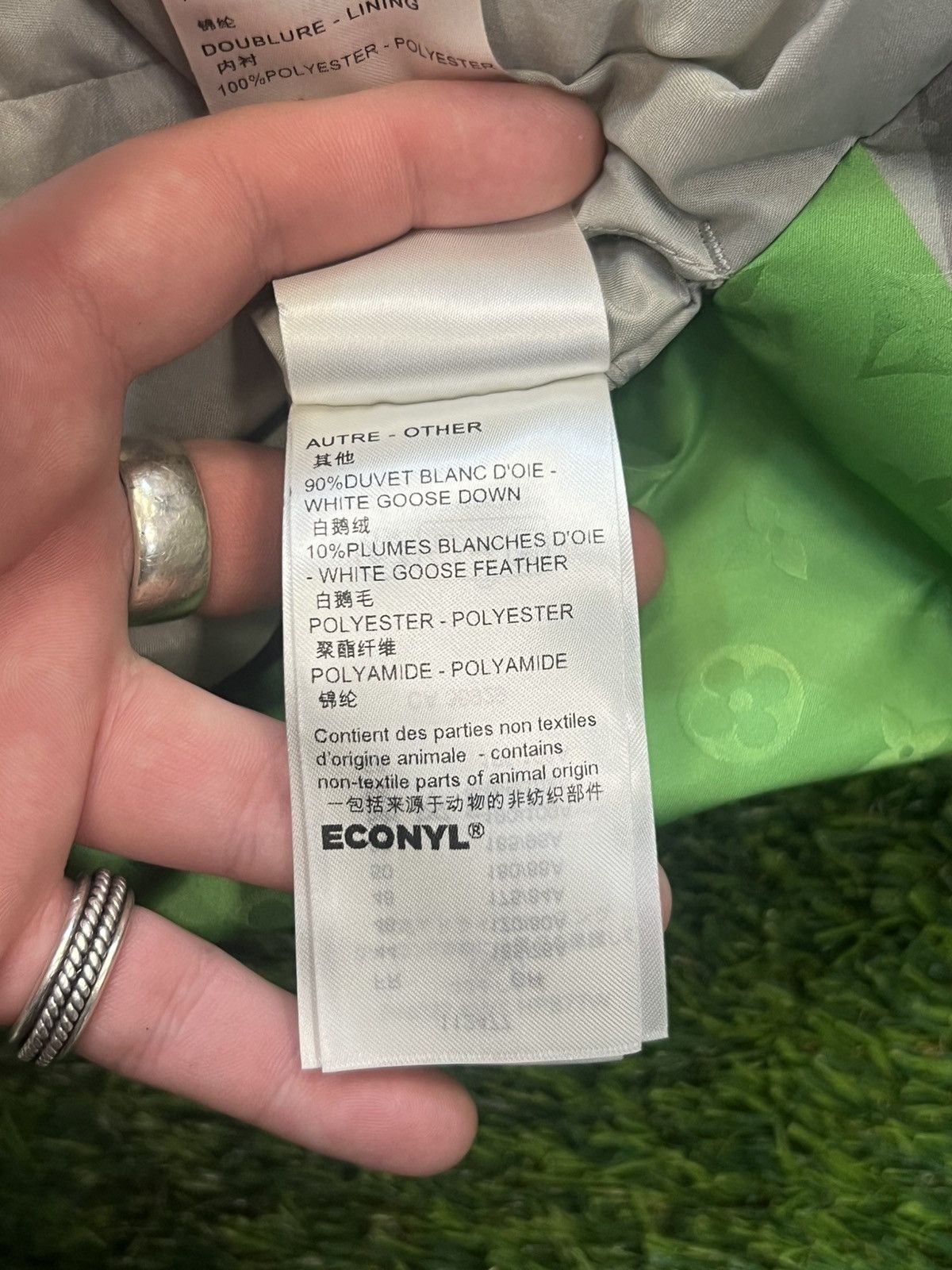 Louis Vuitton Louis Vuitton x KidSuper Patchworked Portrat Puffer Jacket Size US L / EU 52-54 / 3 - 12 Thumbnail