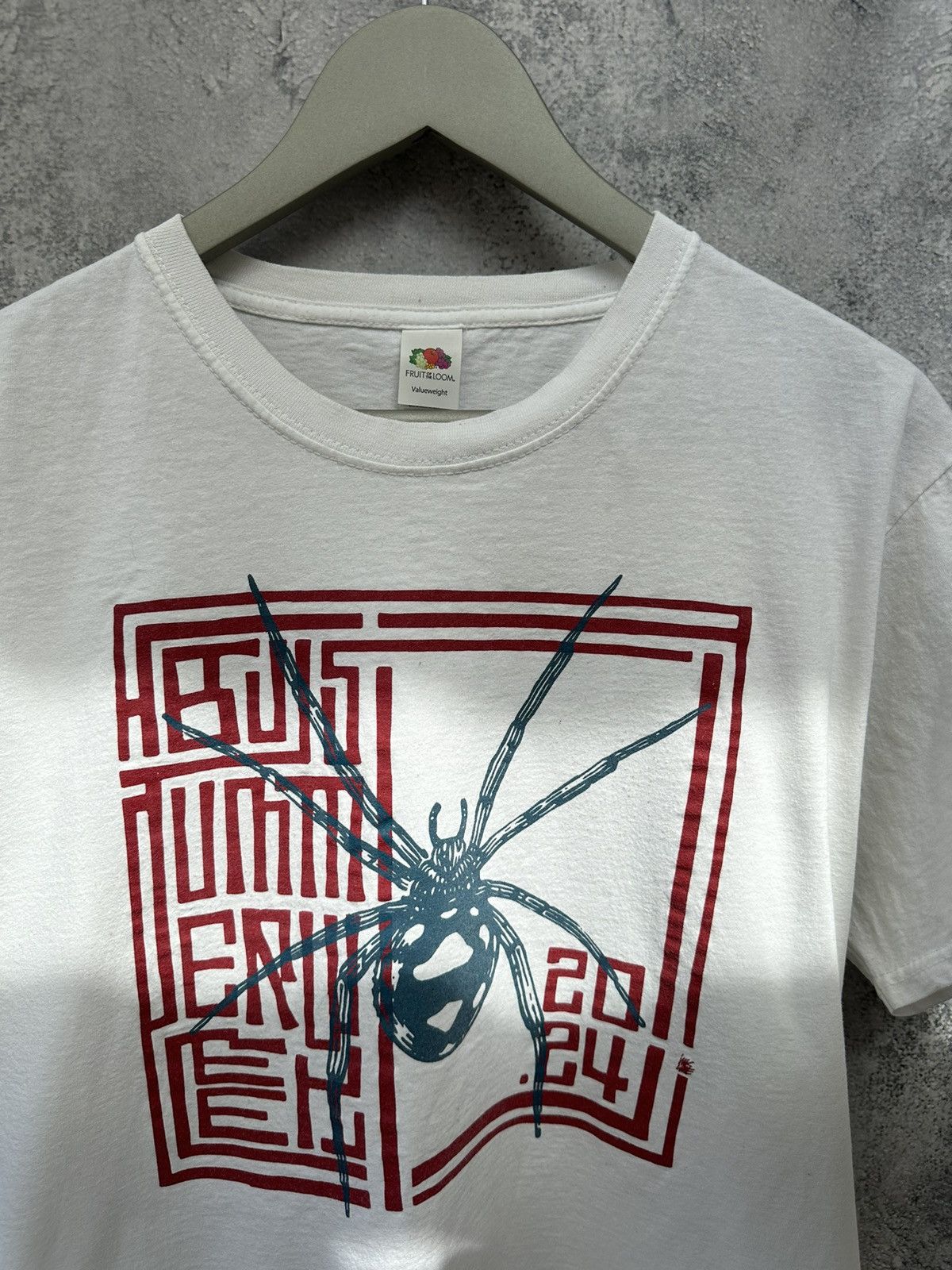 Fruit Of The Loom Sardegna Spider Y2k T-Shirt Big Logo White Tee FoTL Size US L / EU 52-54 / 3 - 5 Thumbnail