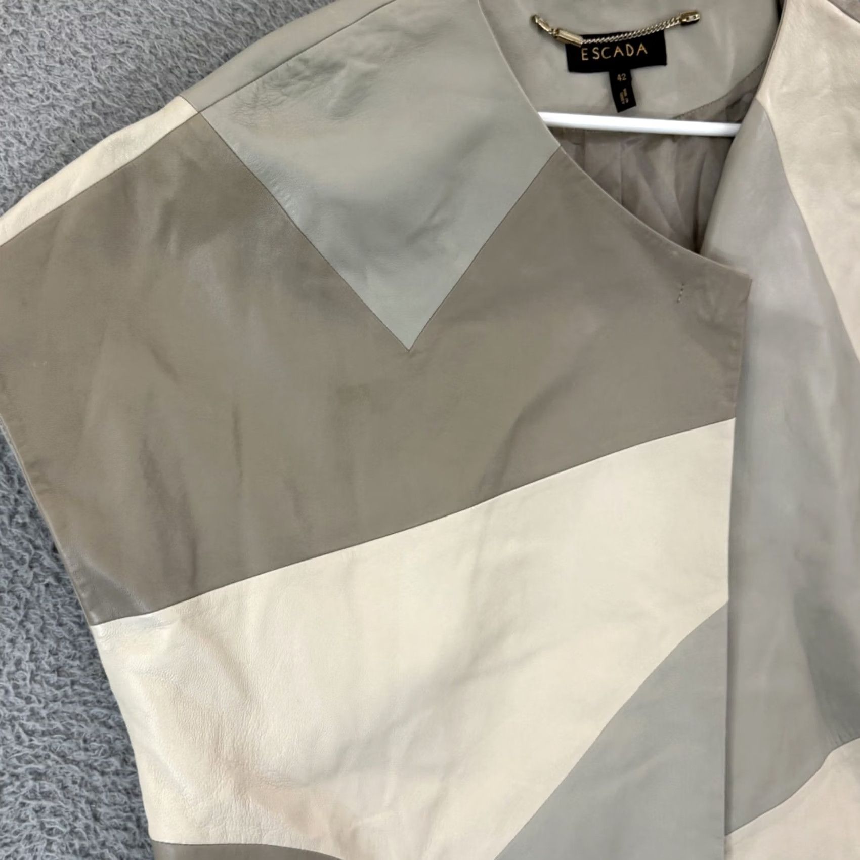 Escada VINTAGE Escada Coat Women 42 Geometric Long Leather Bohemian Lined Snap Casual Overcoat Larida Beige 42 Womens Size M / US 6-8 / IT 42-44 - 4 Thumbnail