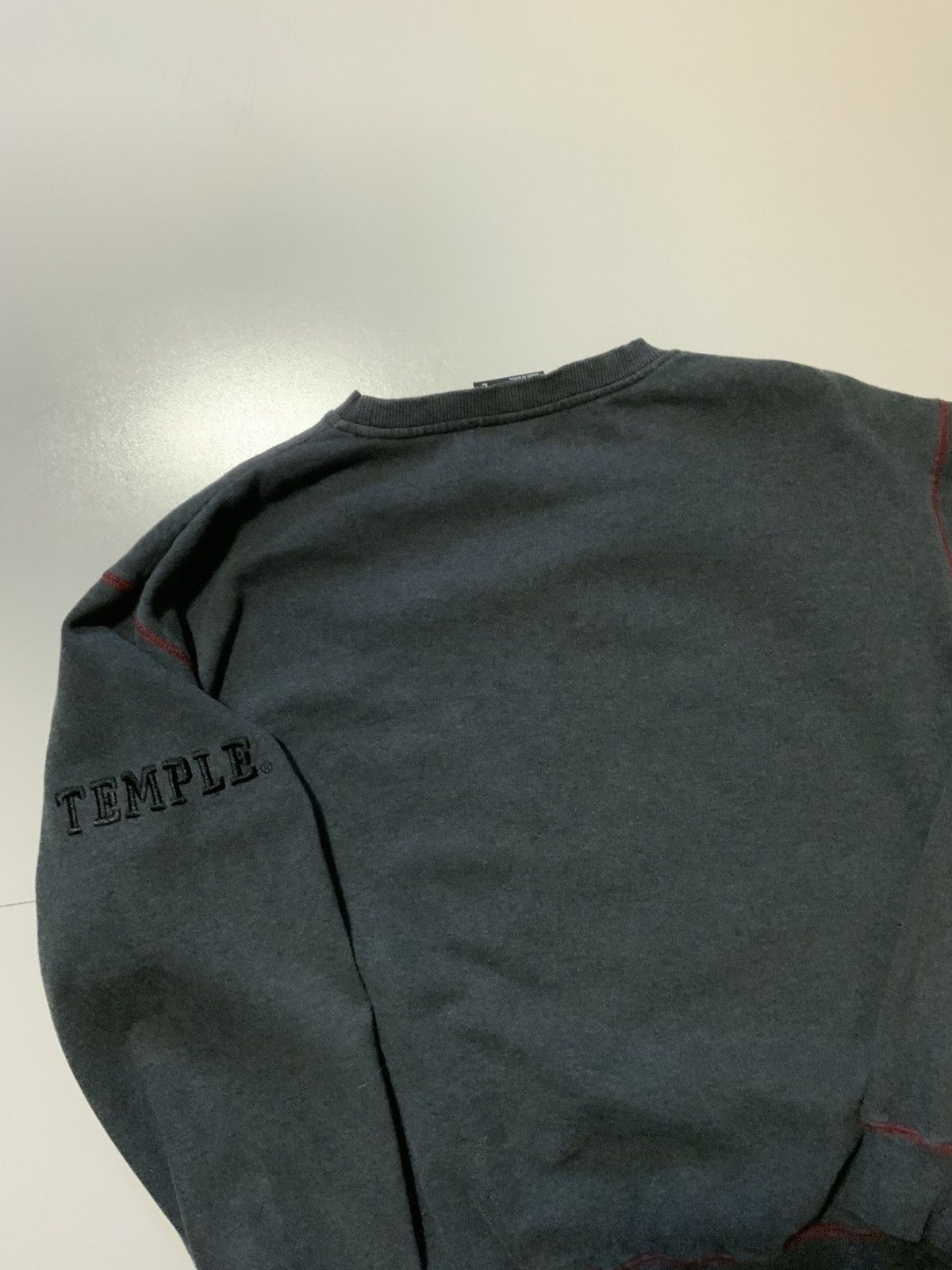 Colosseum Athletics Colosseum Temple University Owls Logo Crewneck Sweatshirt Size US L / EU 52-54 / 3 - 4 Thumbnail