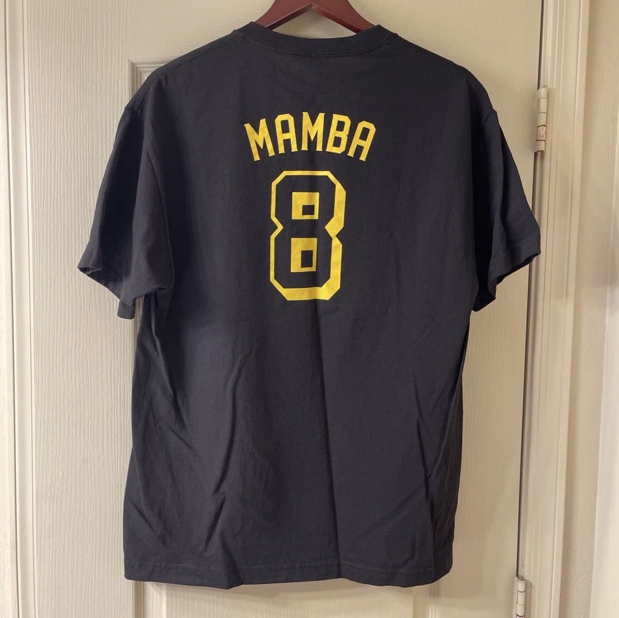 NBA Black Mamba T-shirt Kobe Bryant Legends Live Forever Tee Size US XL / EU 56 / 4 - 2 Thumbnail