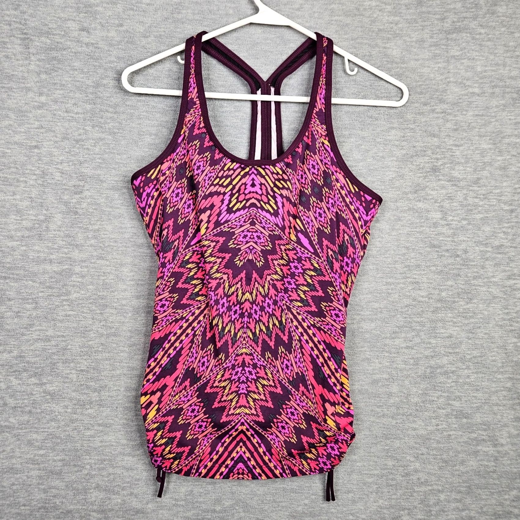 Athleta Athleta Tankini Top Size M Racerback Adjustable Multicolor Sleeveless Activewear Top Womens Size M / US 6-8 / IT 42-44 - 2 Thumbnail