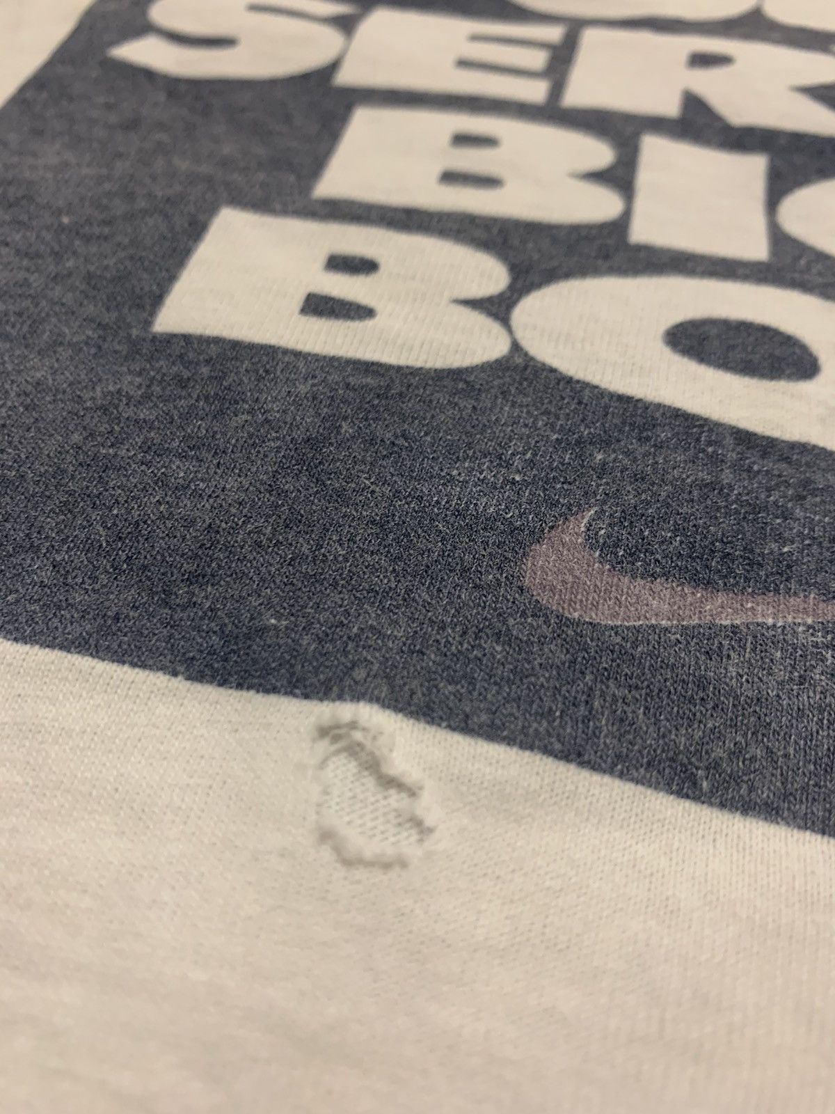 Nike THRASHED “WEAKER SEX” 90’s NIKE VINTAGE TEE DISTRESSED S Size US S / EU 44-46 / 1 - 3 Thumbnail