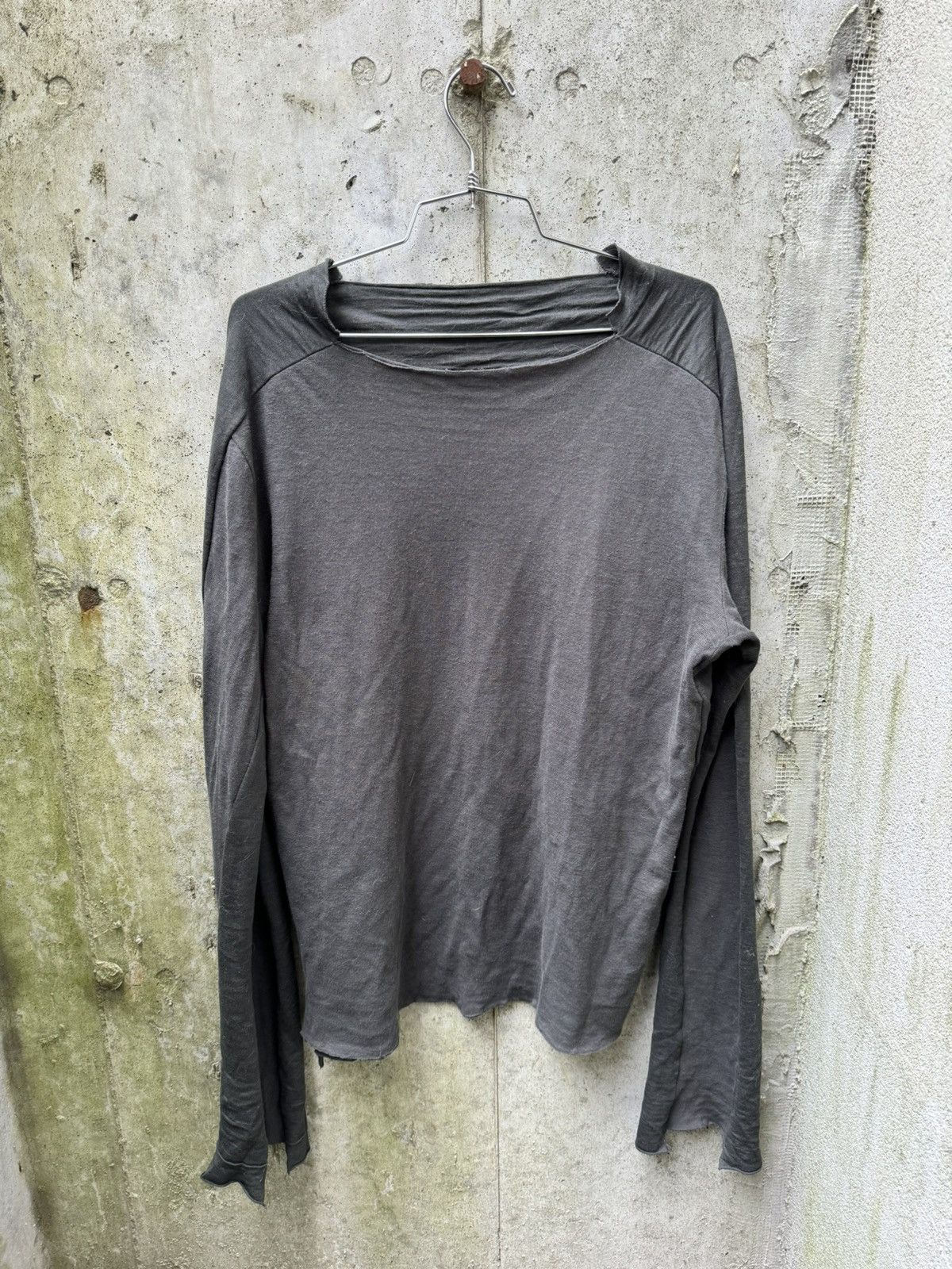 image of Ma Washed Jersey Raw Long Sleeve in Grey, Men's (Size Medium)