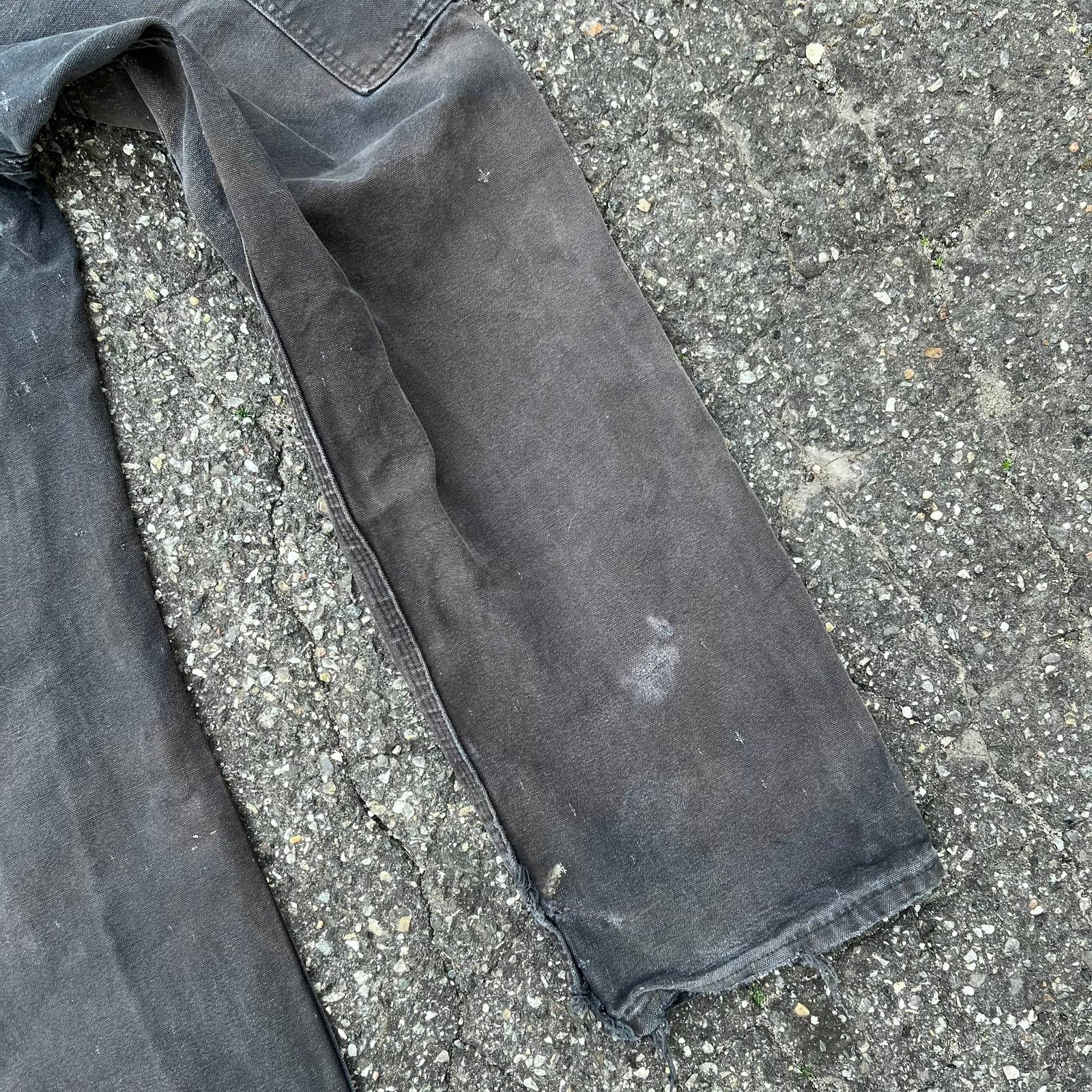 Carhartt × Vintage Vintage carhartt crazy faded black double knee work pants Size US 32 / EU 48 - 11 Thumbnail