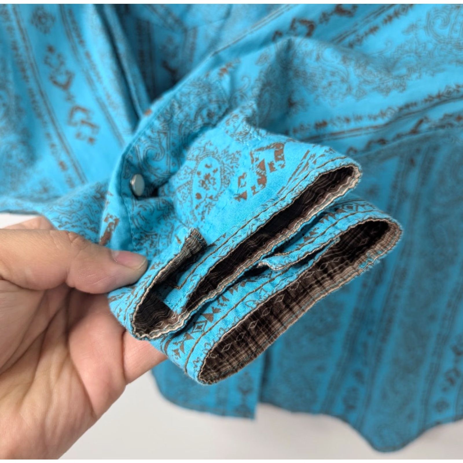 Vintage VINTAGE Panhandle Rough Stock Western Shirt Womens L Turquoise Bandana Print Pearl Snap Size L / US 10 / IT 46 - 3 Thumbnail
