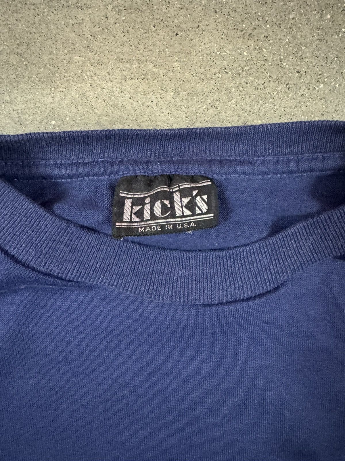 Other Vintage Kick's Made in USA Navy Blue Pocket T-Shirt Size US L / EU 52-54 / 3 - 3 Thumbnail