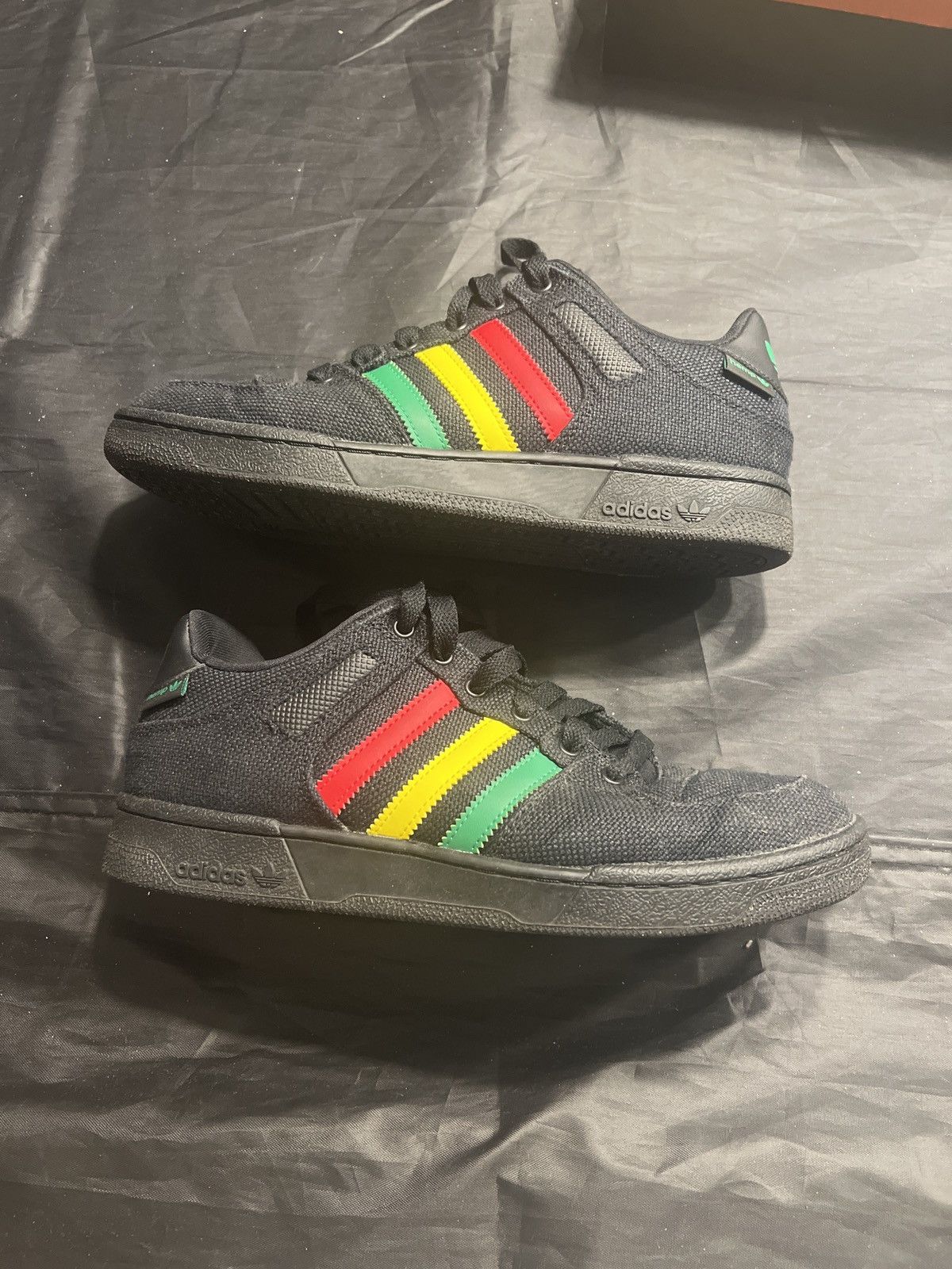Adidas Adidas Bucktown St Rasta Limited Edition Size US 9.5 / EU 42-43 - 3 Thumbnail