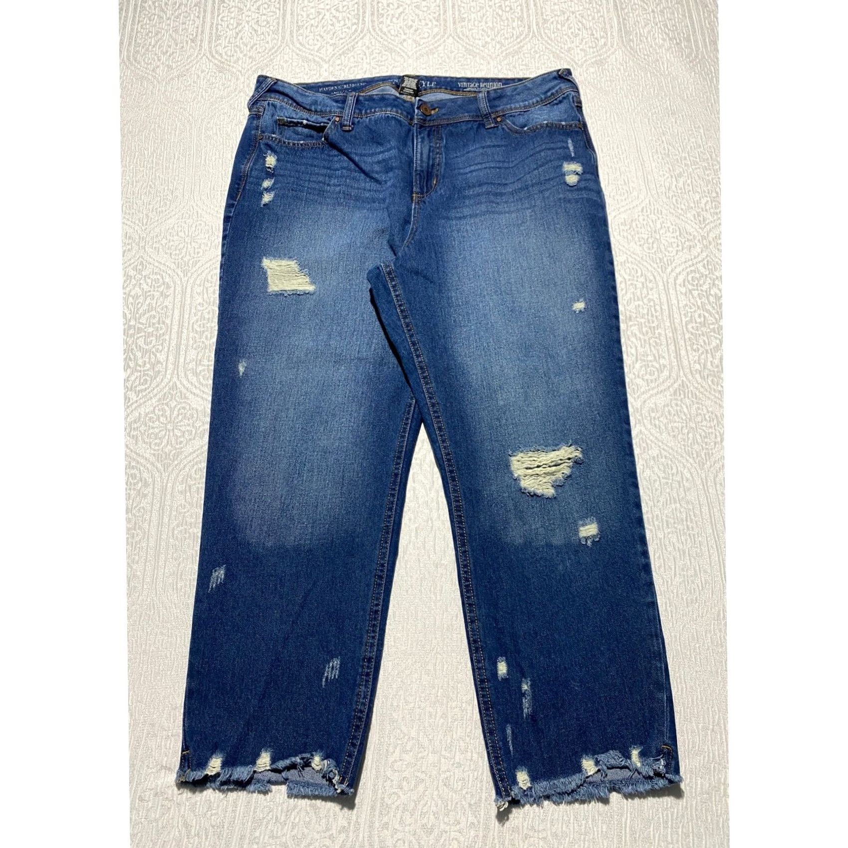 Vintage Sound Style Hayden Girlfriend Jeans 14W Medium Wash Distressed Raw Hem Blue Womens Jeans Size 36" / US 14 / IT 50 - 2 Thumbnail