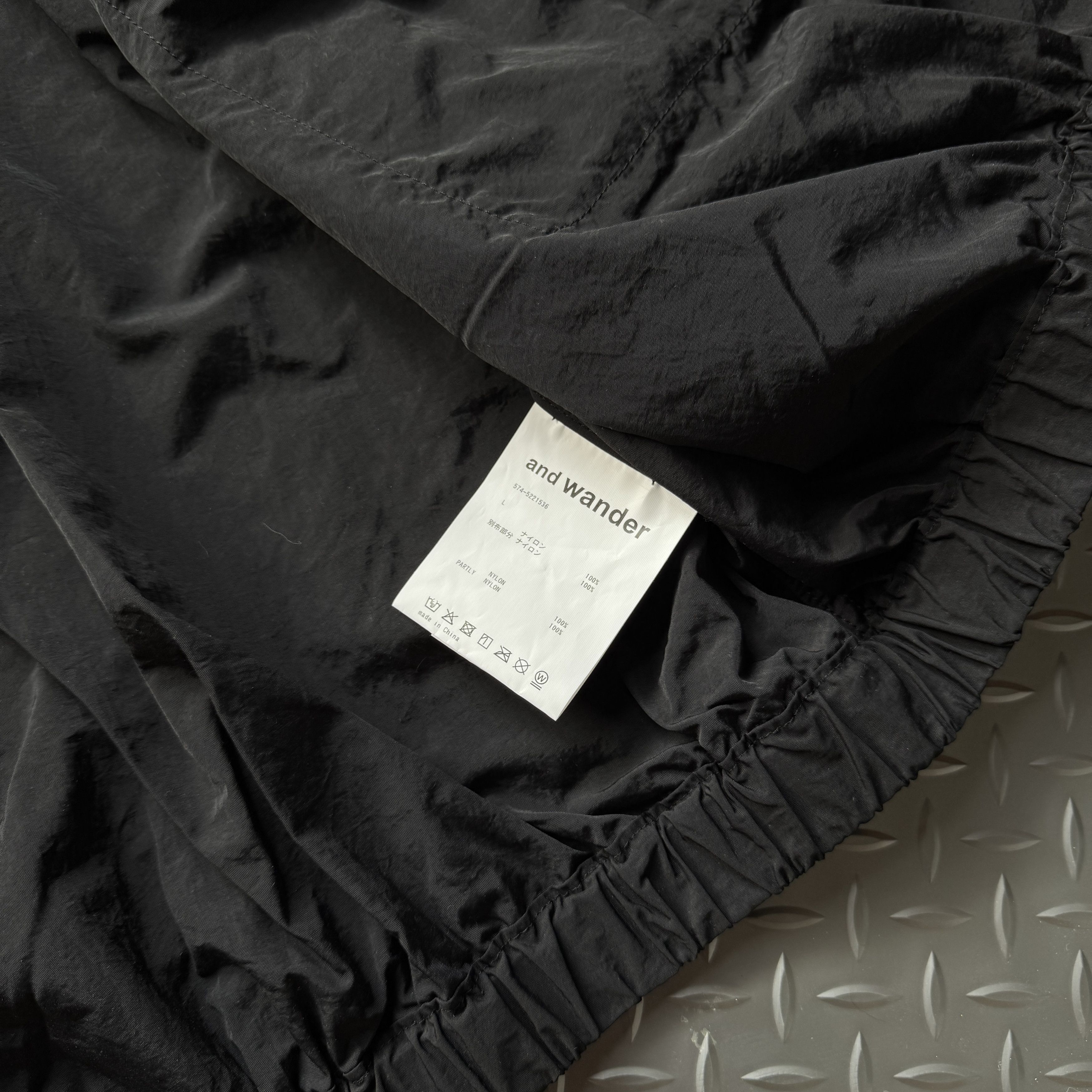 And Wander and wander ROA technical shell jacket Size US L / EU 52-54 / 3 - 4 Thumbnail