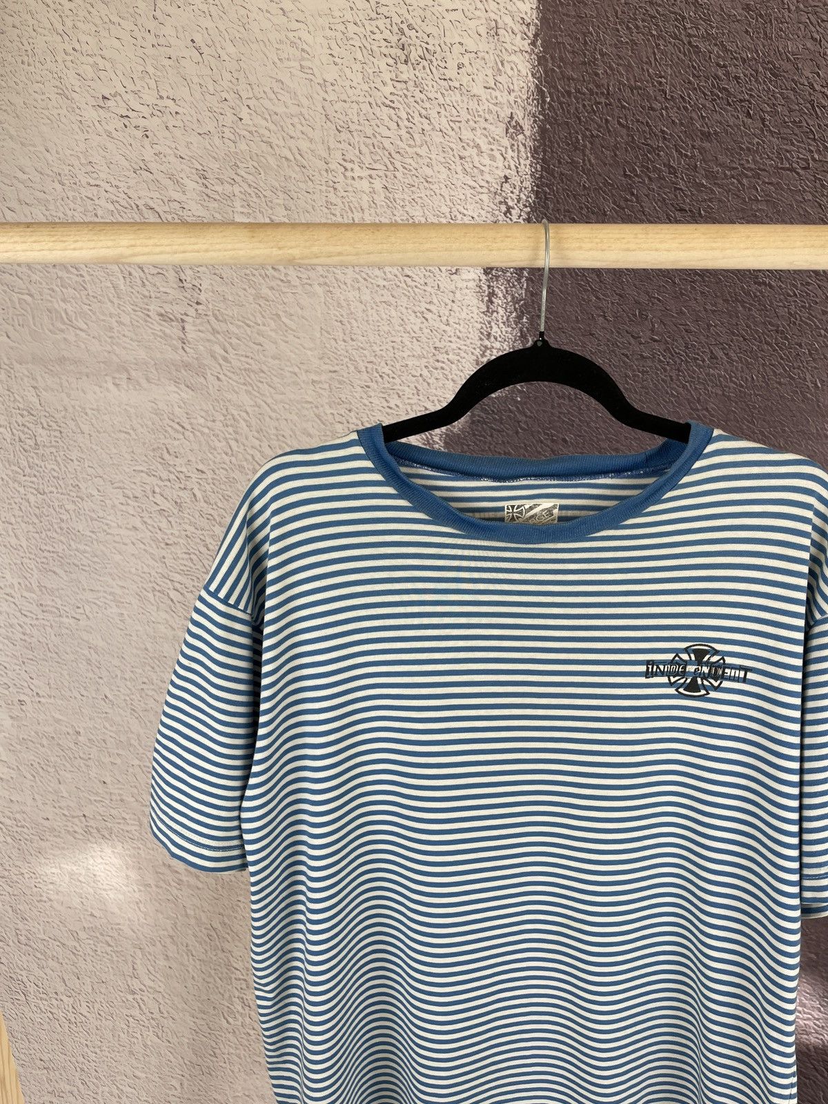 Other Independent Truck Co. Vintage striped double logo tee shirt Size US XL / EU 56 / 4 - 2 Thumbnail