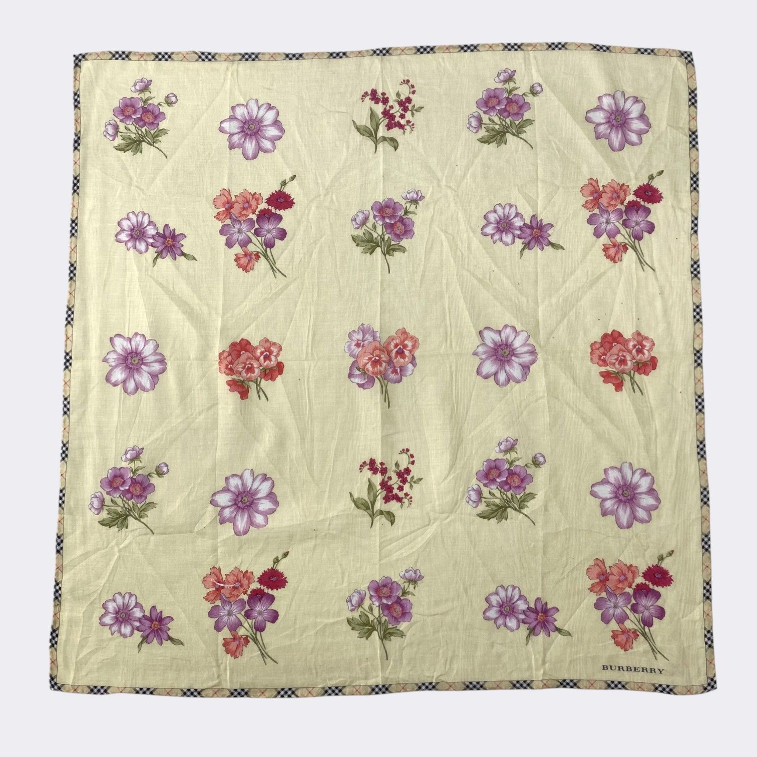 Burberry Vintage Burberry Handkerchief Neckerchief Bandana H123R Size ONE SIZE - 1 Thumbnail