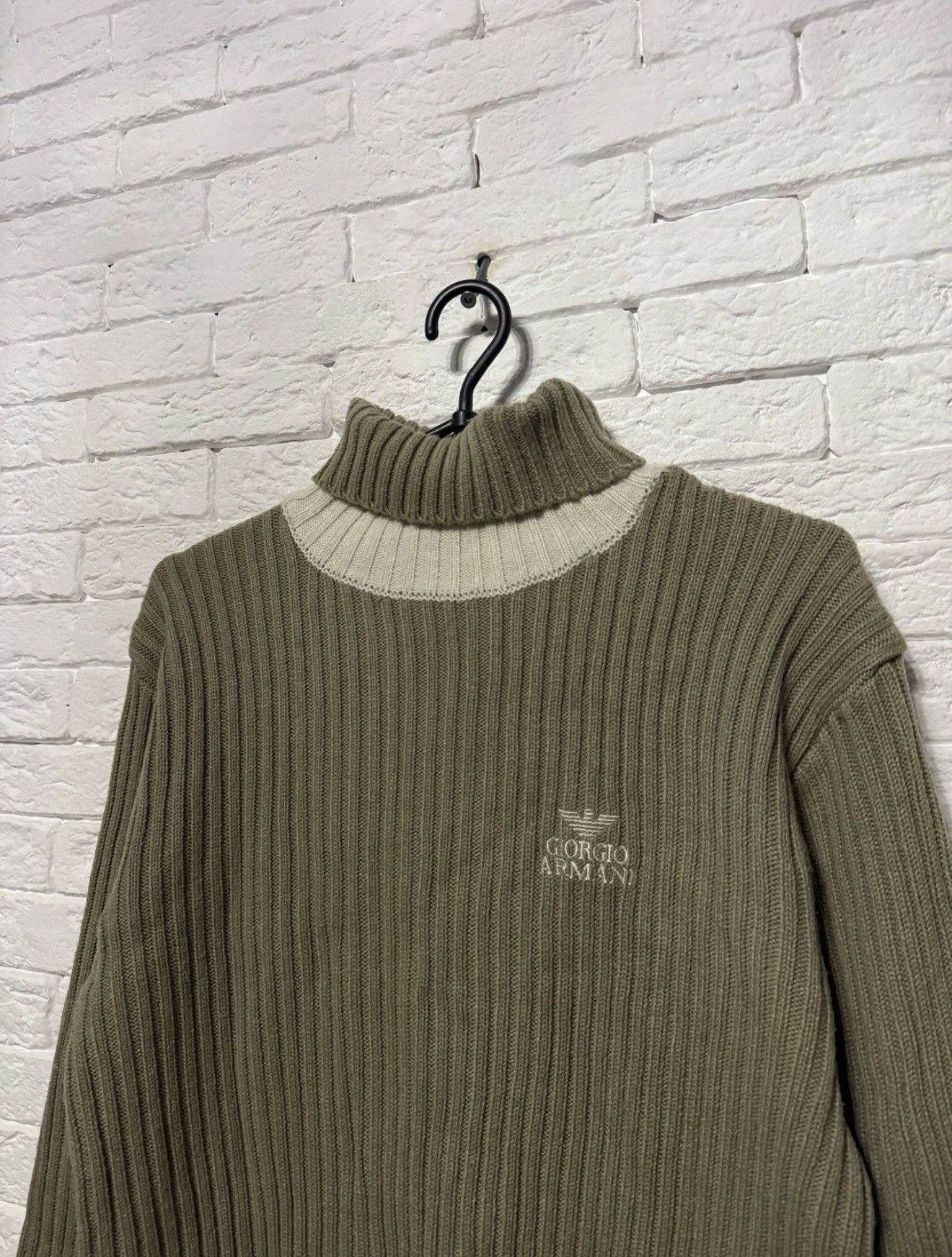 Giorgio Armani VTG Rare Giorgio Armani Knit Turtleneck Sweater Y2K Slim Fit Size US L / EU 52-54 / 3 - 2 Thumbnail