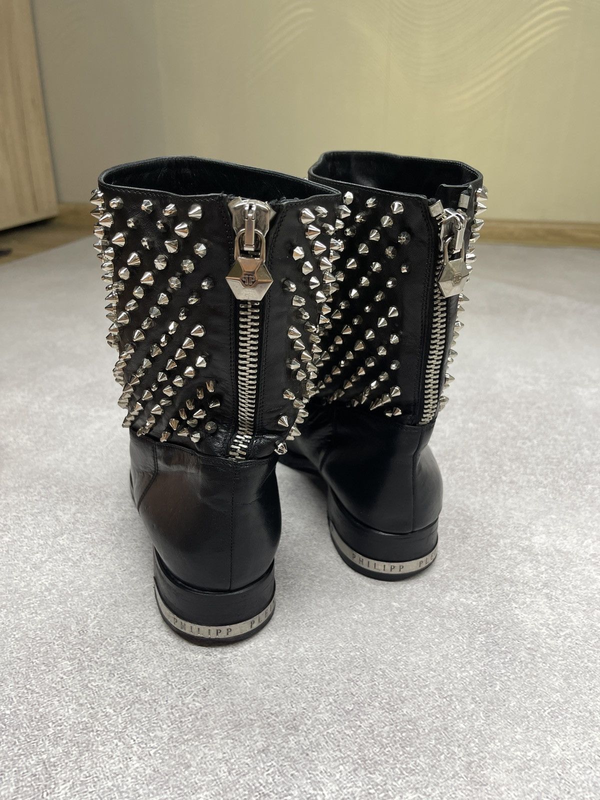 Philipp Plein Women Philipp Plein Spiked leather boots Black Italy Luxury Size US 8.5 / IT 38.5 - 8 Thumbnail