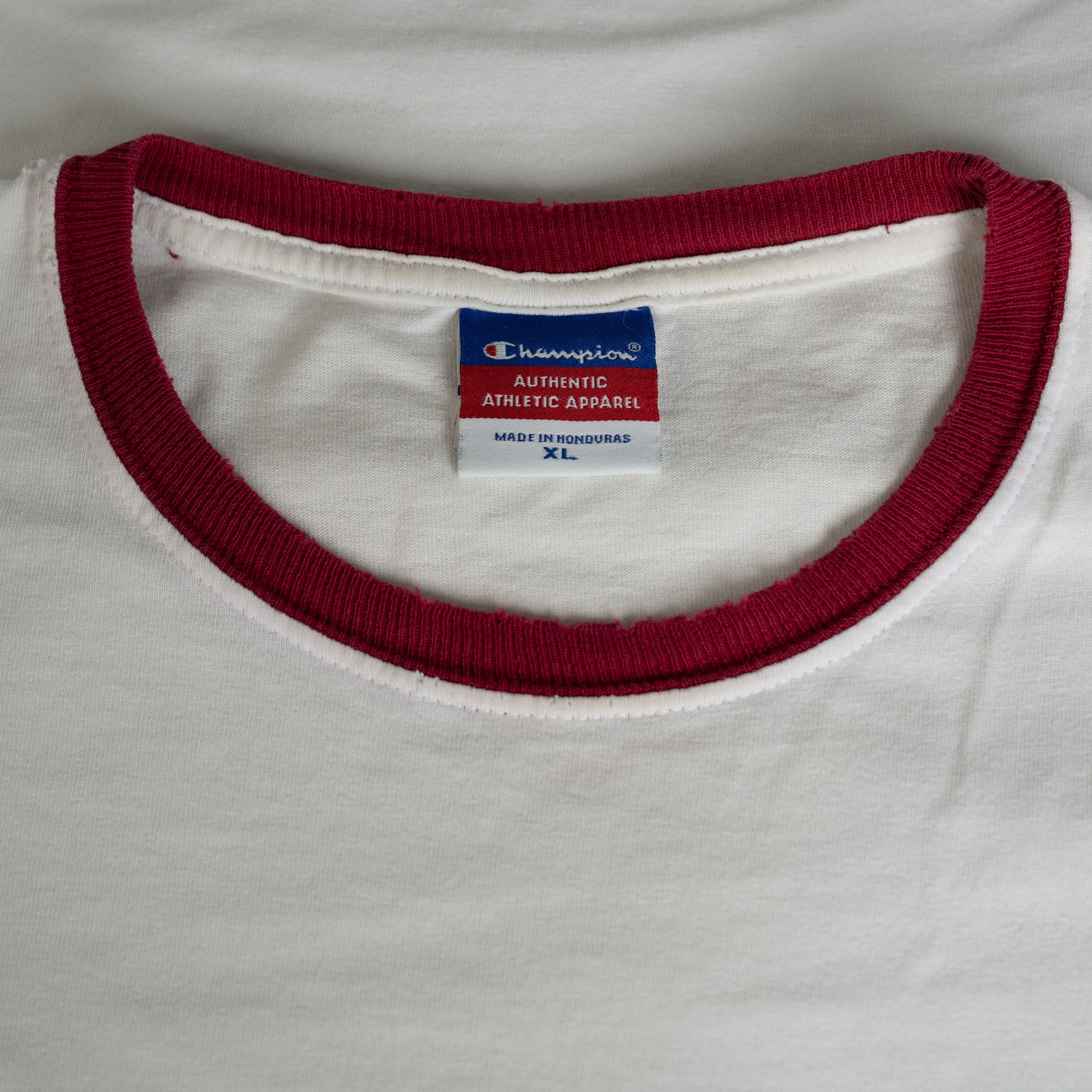Champion × Vintage Vintage 2000's MIT Massachusetts Thrashed Tee Shirt Size US XL / EU 56 / 4 - 3 Thumbnail