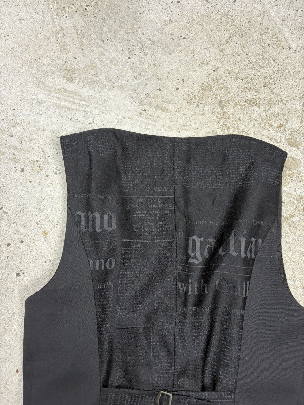 John Galliano John Galliano Embellished Embroidered Printstripe Vest Size S / US 4 / IT 40 - 13 Thumbnail