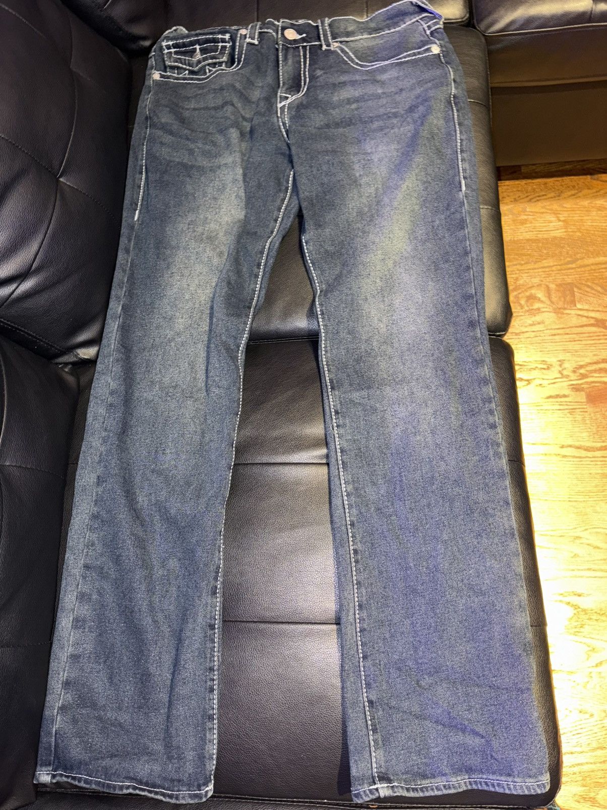 True Religion True Religion White Stitch Vintage Size US 34 / EU 50 - 3 Thumbnail