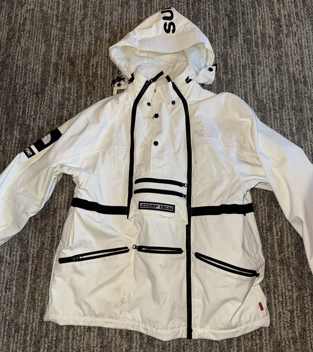 Supreme × The North Face Supreme x The North Face Steep Tech