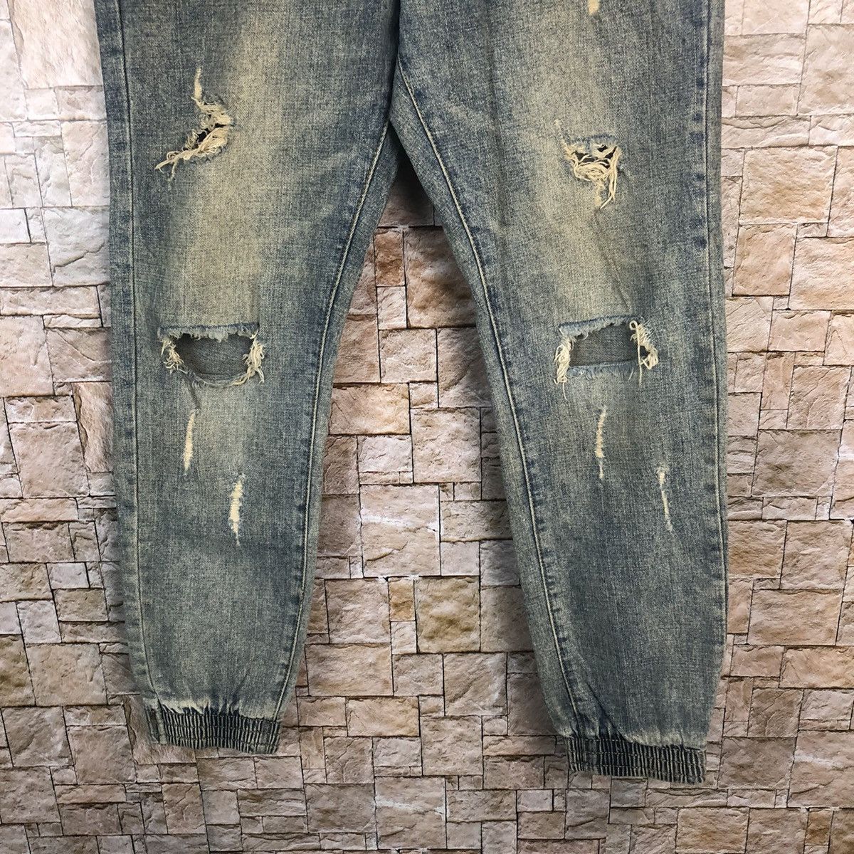 Japanese Brand Bvsseve Blue Distressed ripped jogger Denim Pants #A43 Size US 32 / EU 48 - 7 Thumbnail