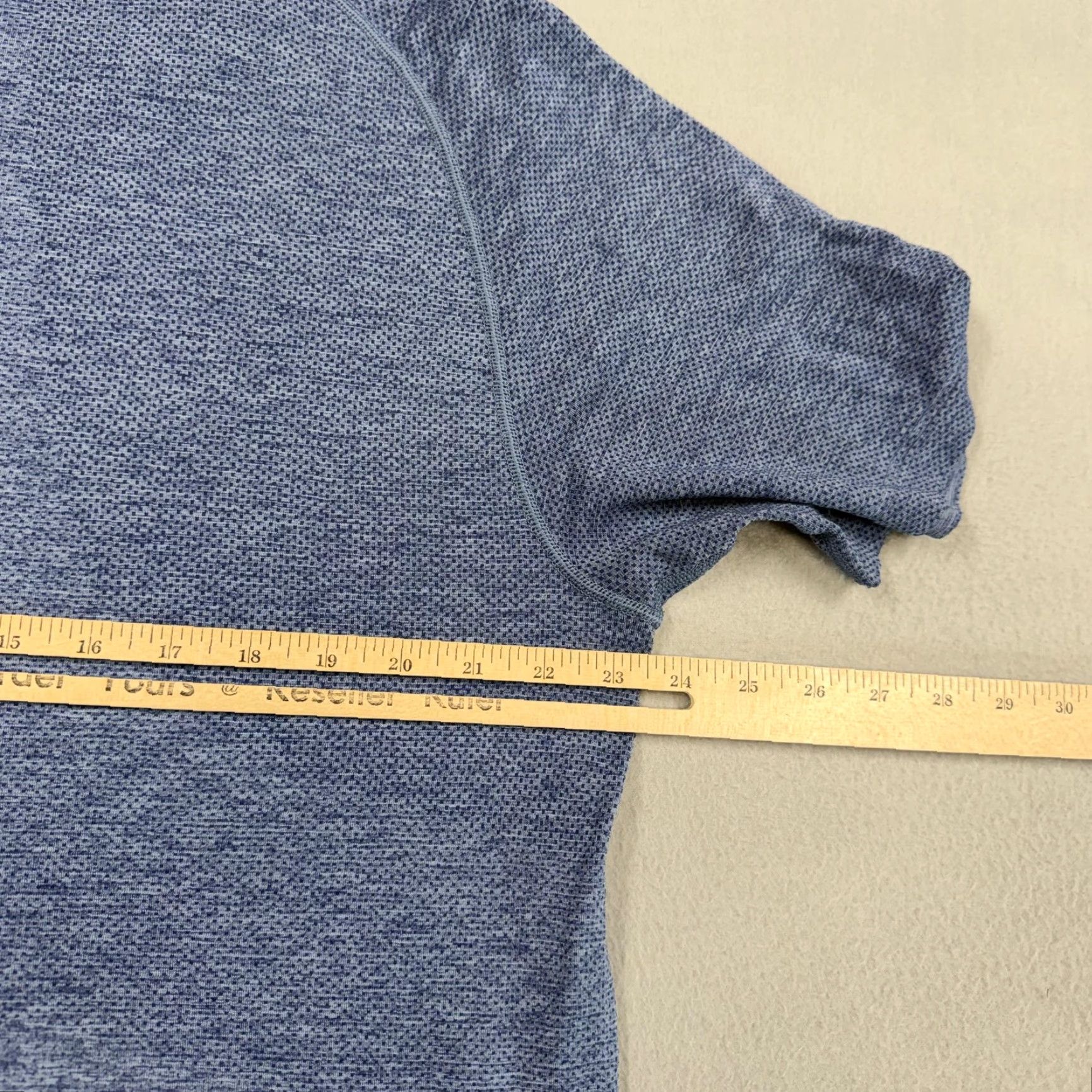 Lululemon Lululemon Shirt Mens L Blue Short Sleeve Running Performance Tee Athletic Size US L / EU 52-54 / 3 - 6 Thumbnail