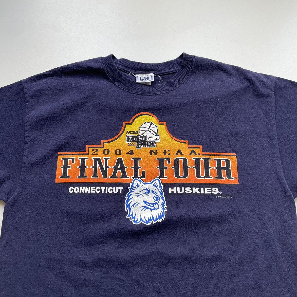 NCAA Vintage 2000s Connecticut Huskies NCAA Final Four T Shirt Size US L / EU 52-54 / 3 - 2 Thumbnail
