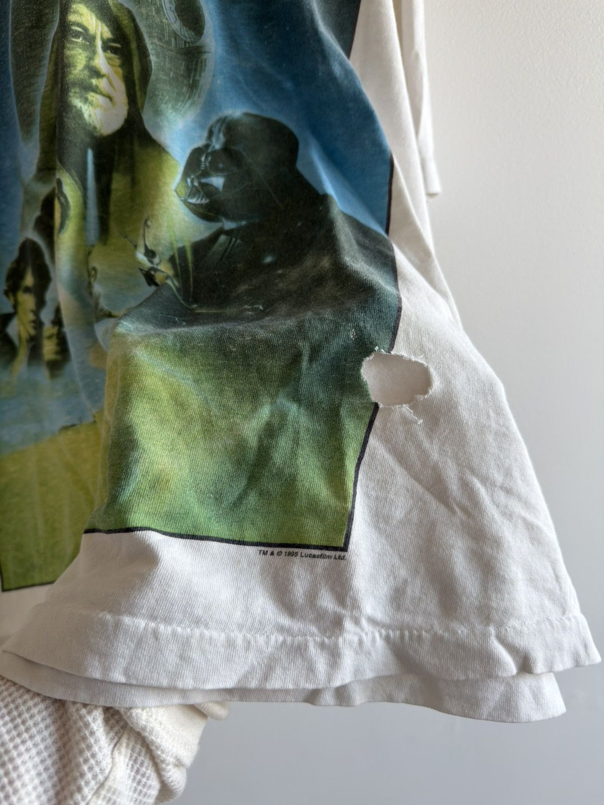 Star Wars *RARE* 1995 STAR WARS A NEW HOPE SKYWALKER VINTAGE JEDI TEE Size US XL / EU 56 / 4 - 4 Thumbnail