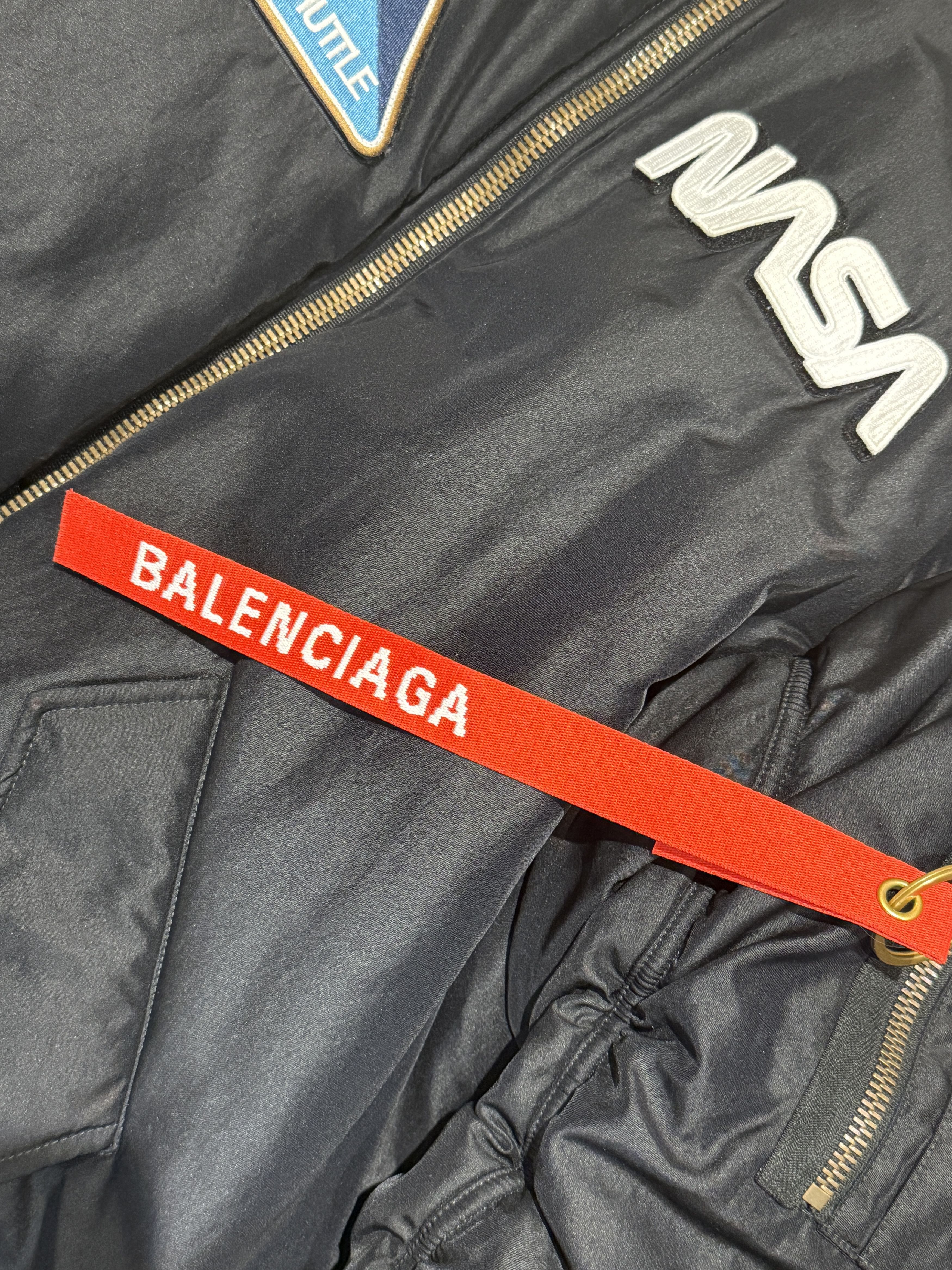 Balenciaga Balenciaga x NASA FW21 Bomber Jacket Size US XXS / EU 40 - 3 Thumbnail