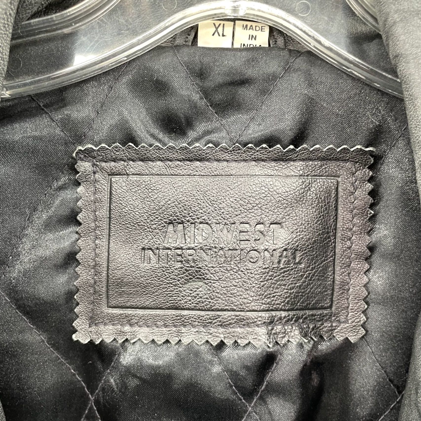 Vintage VINTAGE Midwest International Leather Bomber Jacket Mens XL Black Moto 90s Grunge Biker Classic Aviator Street Shirt Mens XL Black 90s Theme Size US XL / EU 56 / 4 - 3 Thumbnail