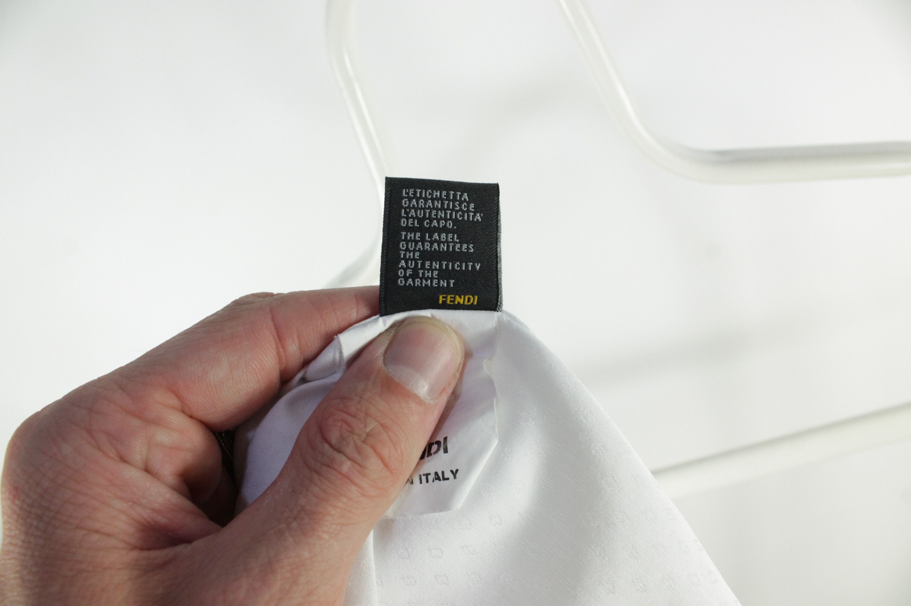 Fendi Fendi White Cotton Slim Fit Cufflinks Dress Formal Shirt Size US M / EU 48-50 / 2 - 17 Thumbnail