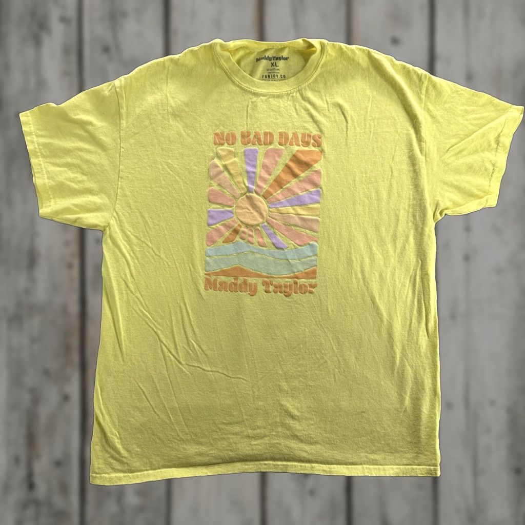 Vintage Fanjoy Maddy Taylor Men's T-Shirt XL Yellow Sun Graphic No Bad Days Cotton Tee Summer Casual Size US XL / EU 56 / 4 - 1 Thumbnail