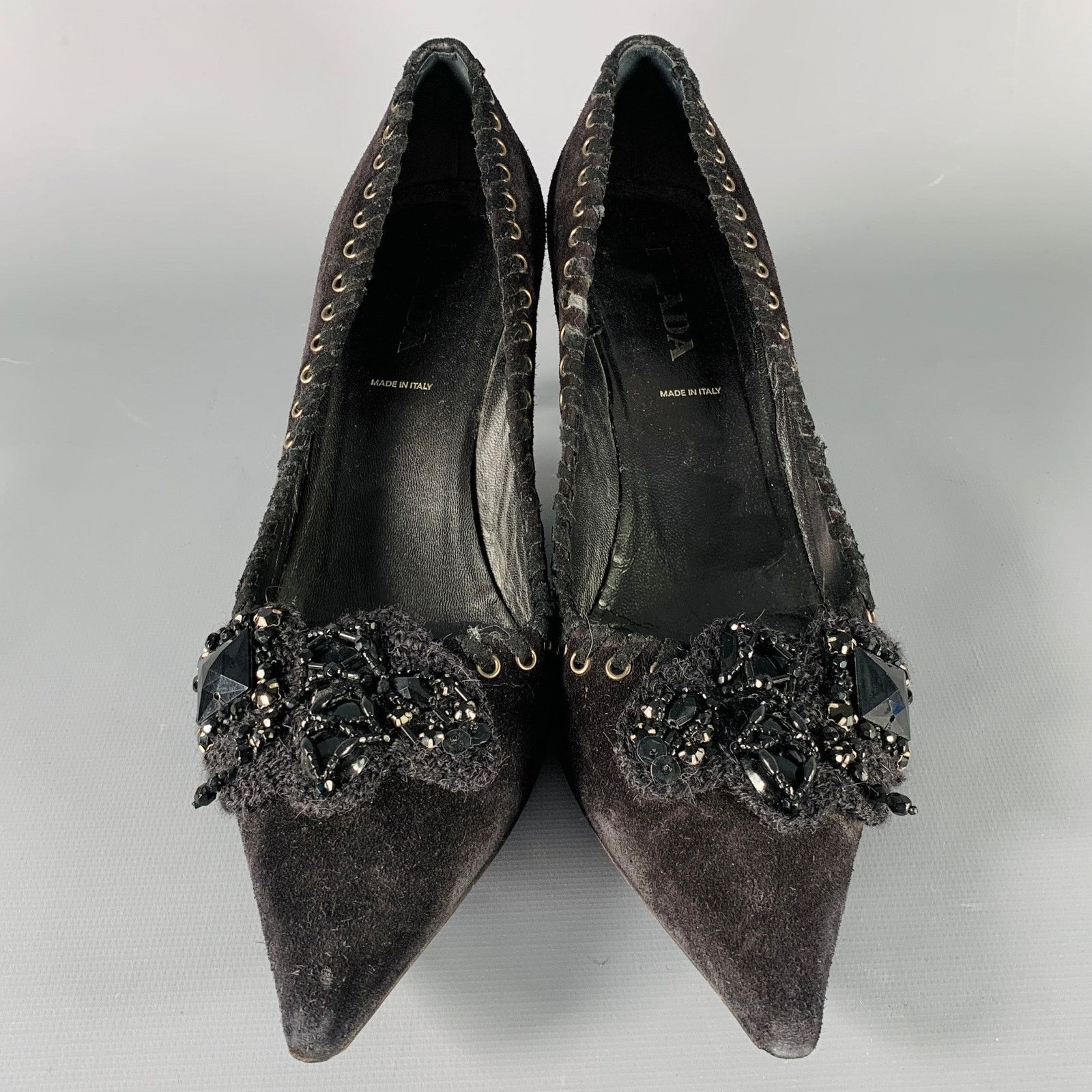 Prada PRADA Size 7.5 Black Suede Beaded Embellishment Heels Pumps Size US 7.5 / IT 37.5 - 4 Thumbnail